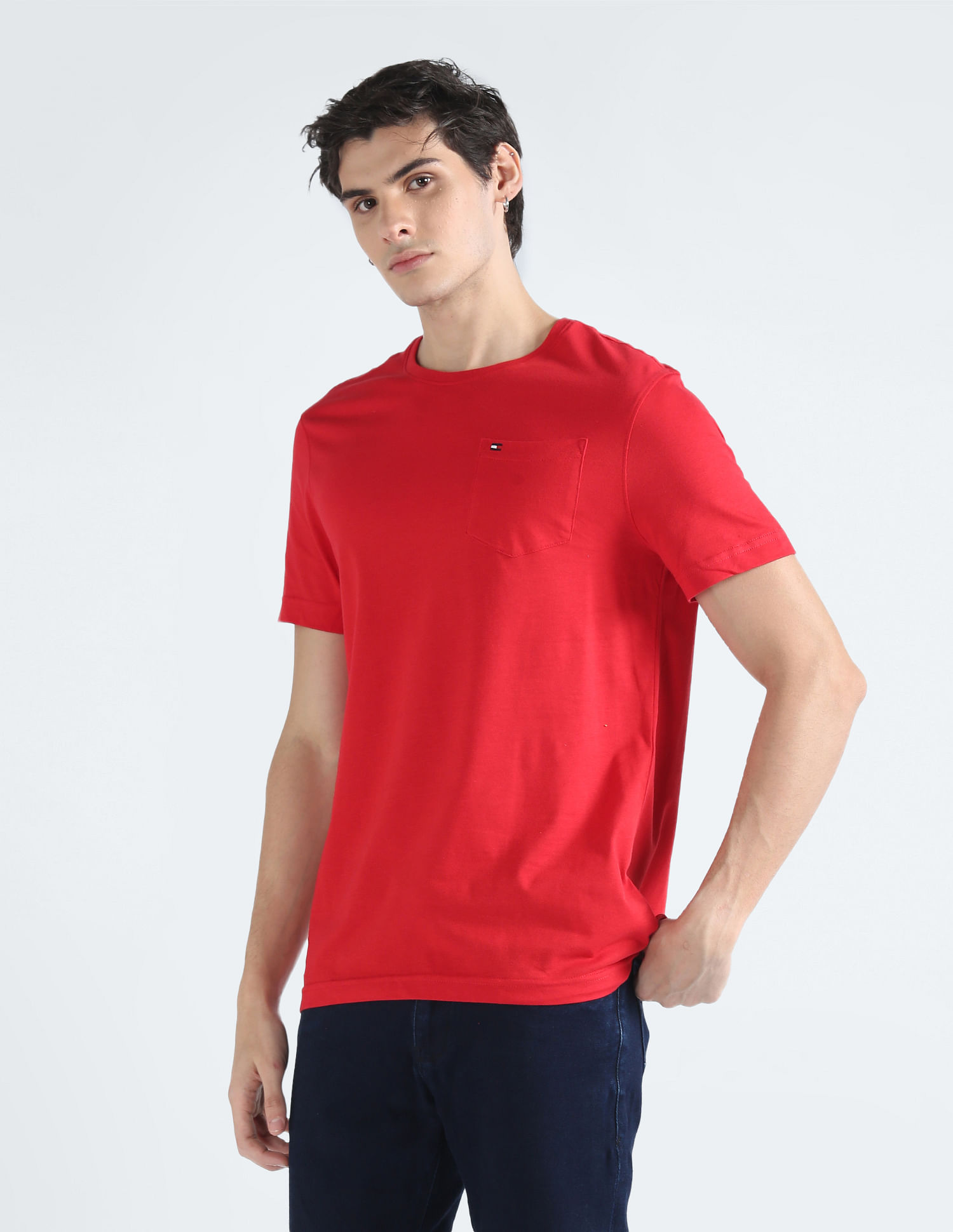 Tommy Hilfiger Solid Cotton Nantucket Chest Pocket T-Shirt
