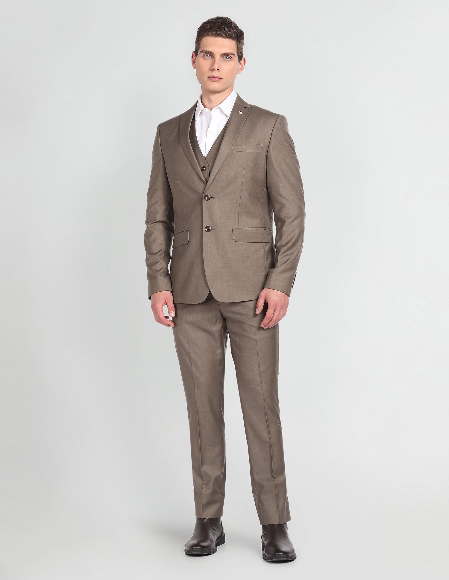 Arrow Tailored Regular Fit Three Piece Suit