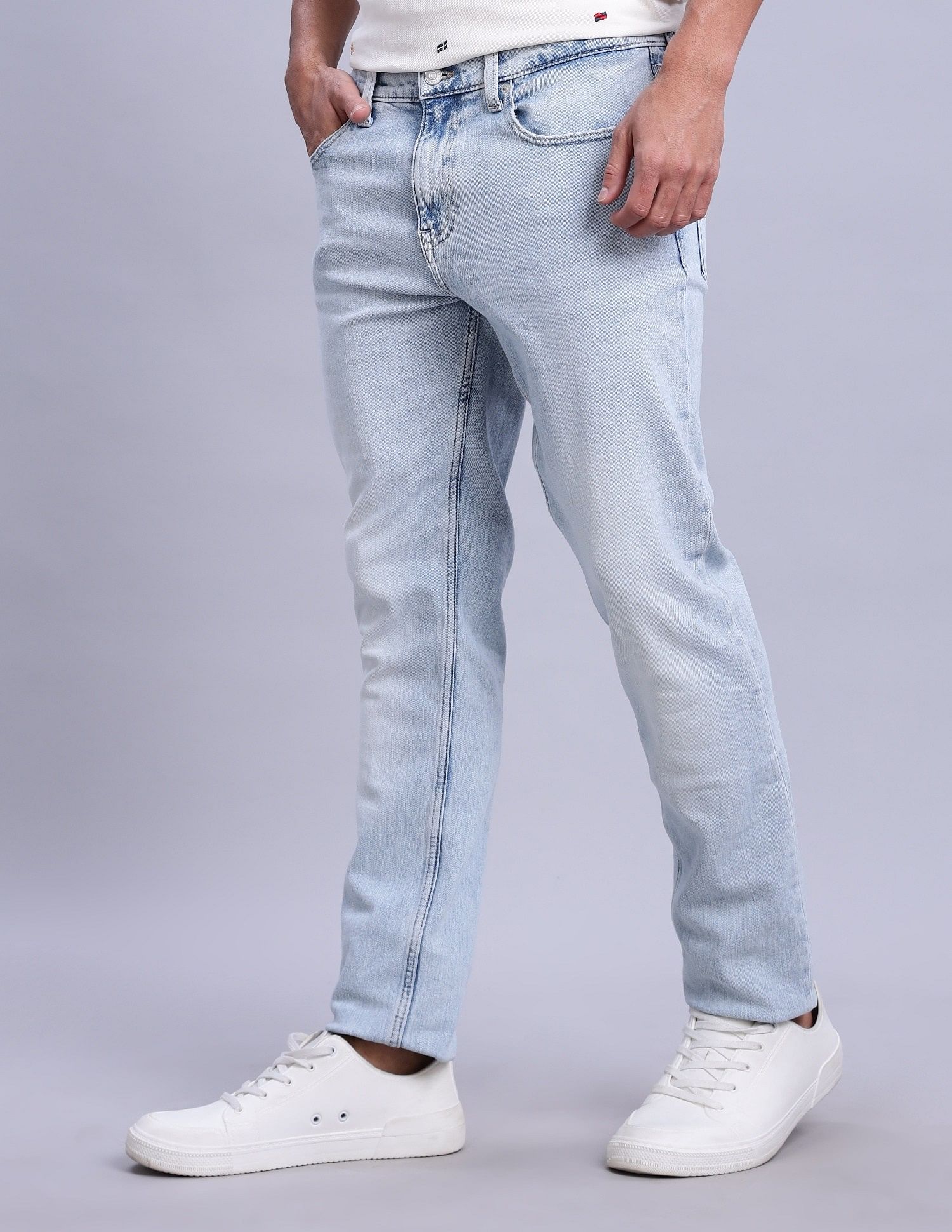 Tommy Hilfiger Light-Wash Slim-Fit Mid Rise Jeans