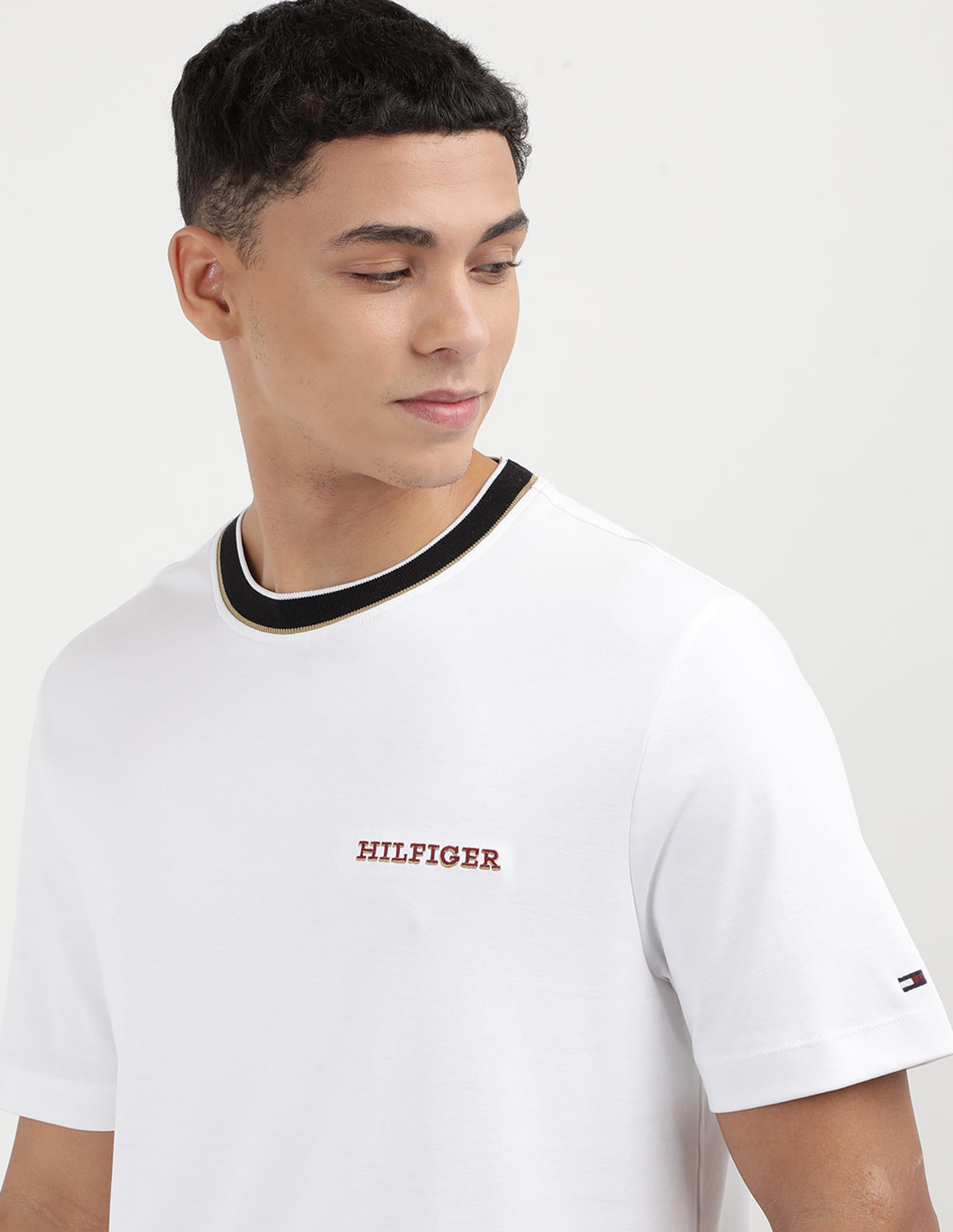 Buy Tommy Hilfiger Round Neck Collar Detail T-Shirt - NNNOW.com