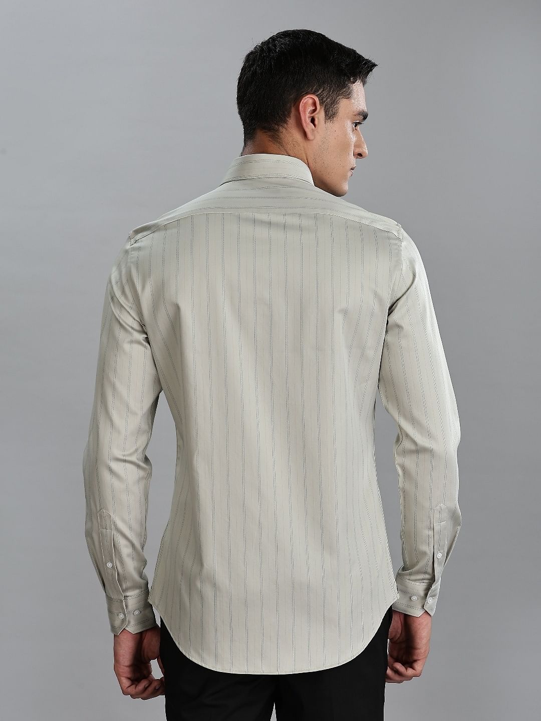 Tommy Hilfiger Striped Regular Fit Plain Woven Shirt