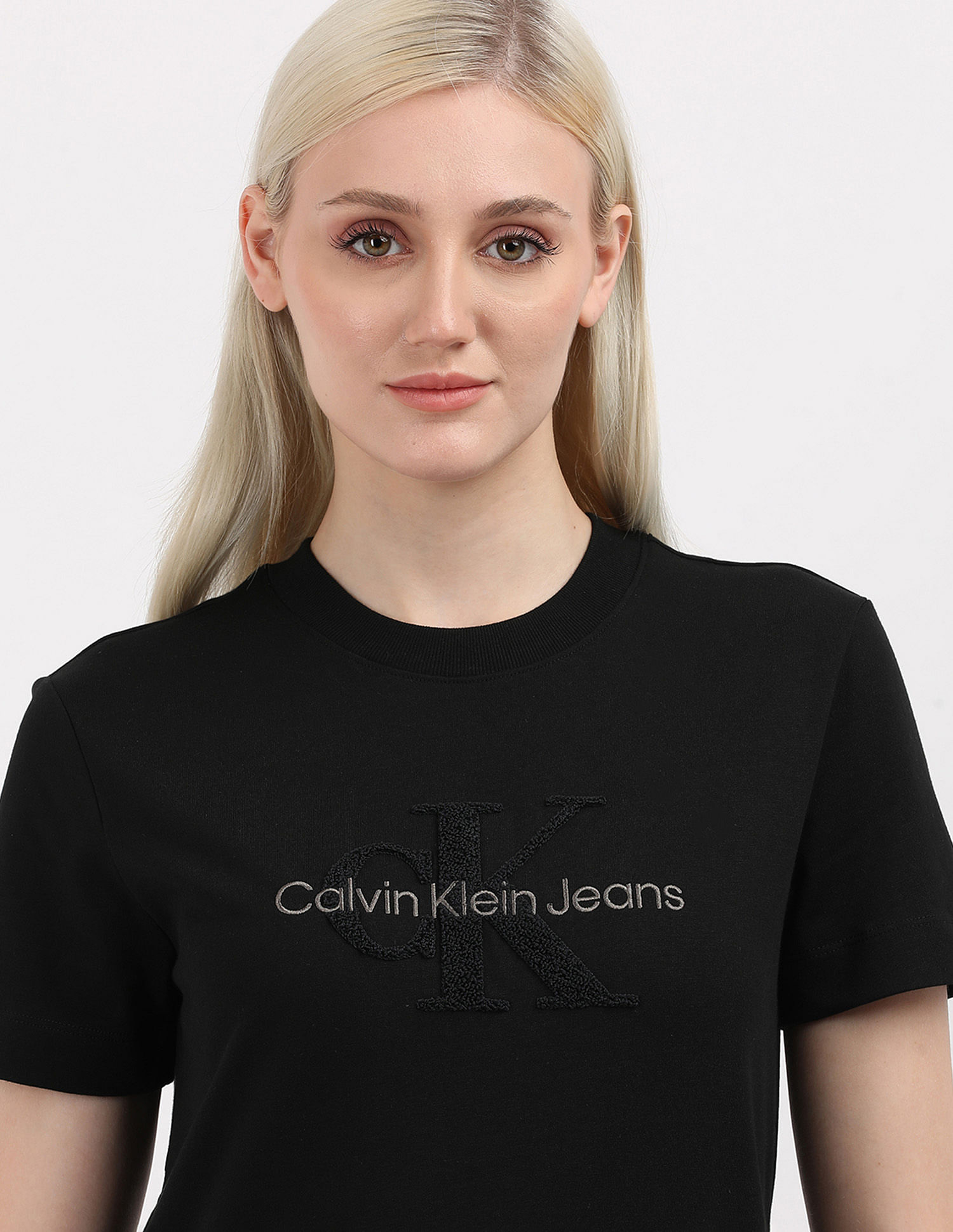 関税込み【  Jeans】 chenille logo t-shirt in navy Buy Calvin Klein Jeans Ar-Chenille Logo Regular T-Shirt