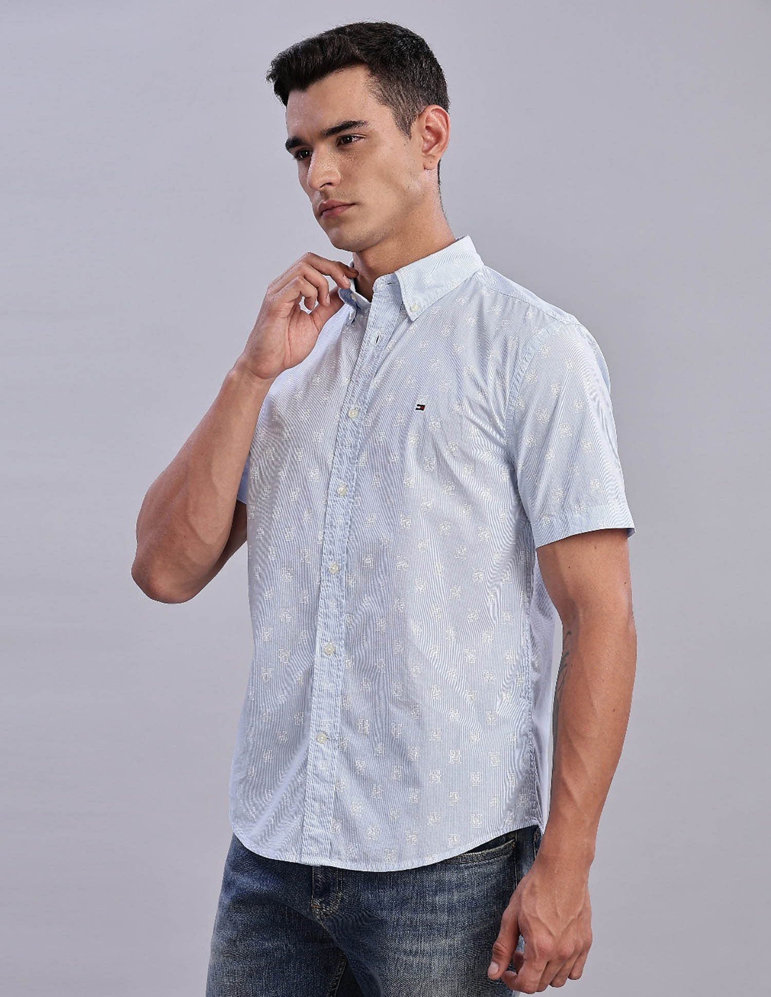 Tommy Hilfiger Printed Regular Fit Plain Woven Shirt