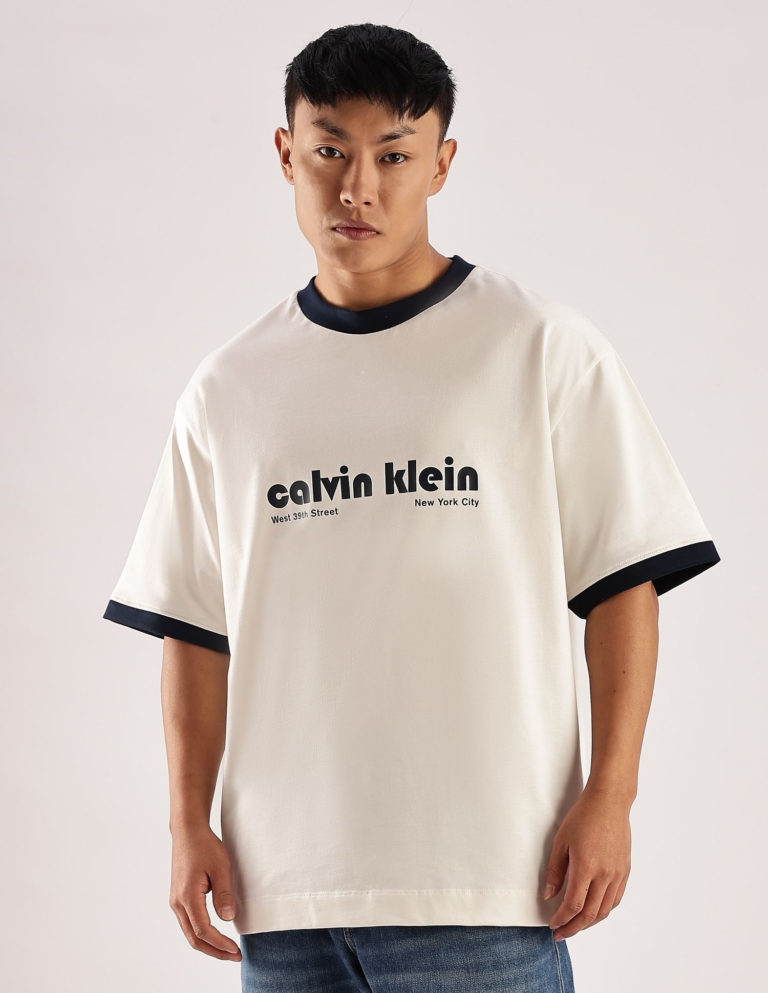 Calvin Klein Jeans Logo Relaxed Fit Cotton T-Shirt