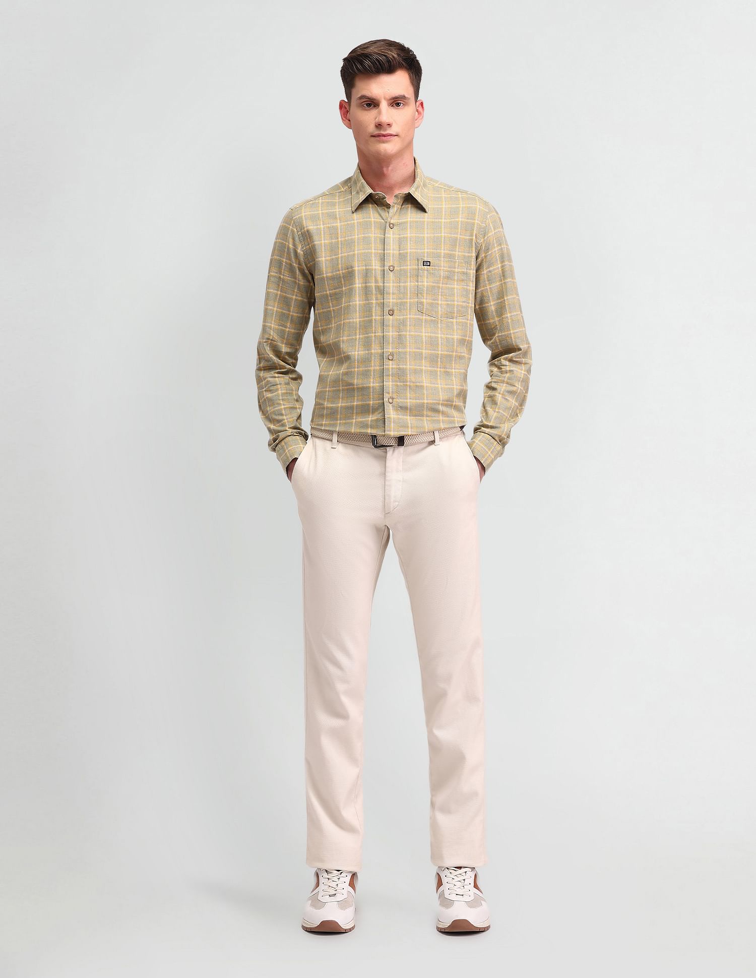 Arrow Sport Slim Fit Herringbone Shirt