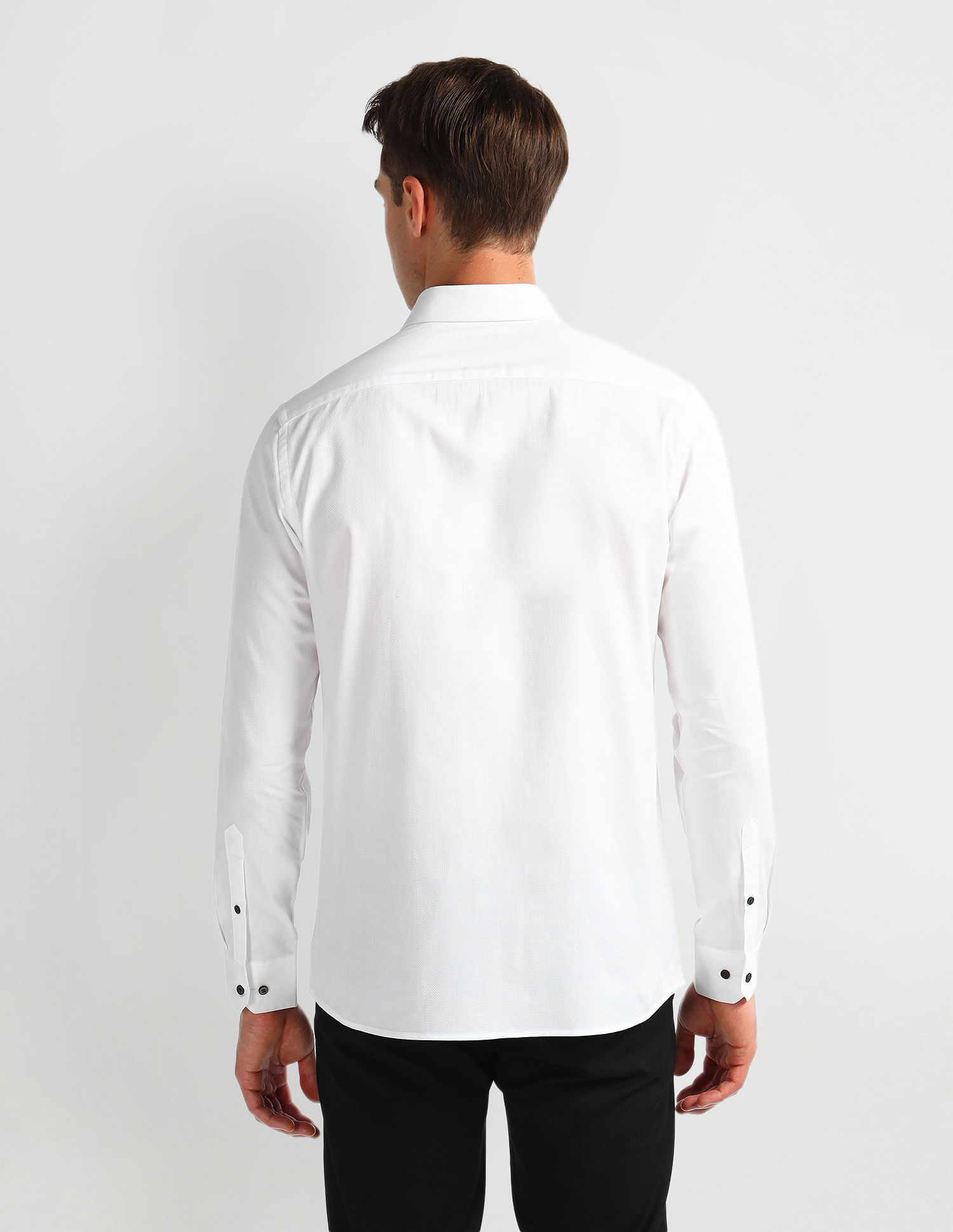 Arrow Manhattan Slim Fit Cotton Shirt