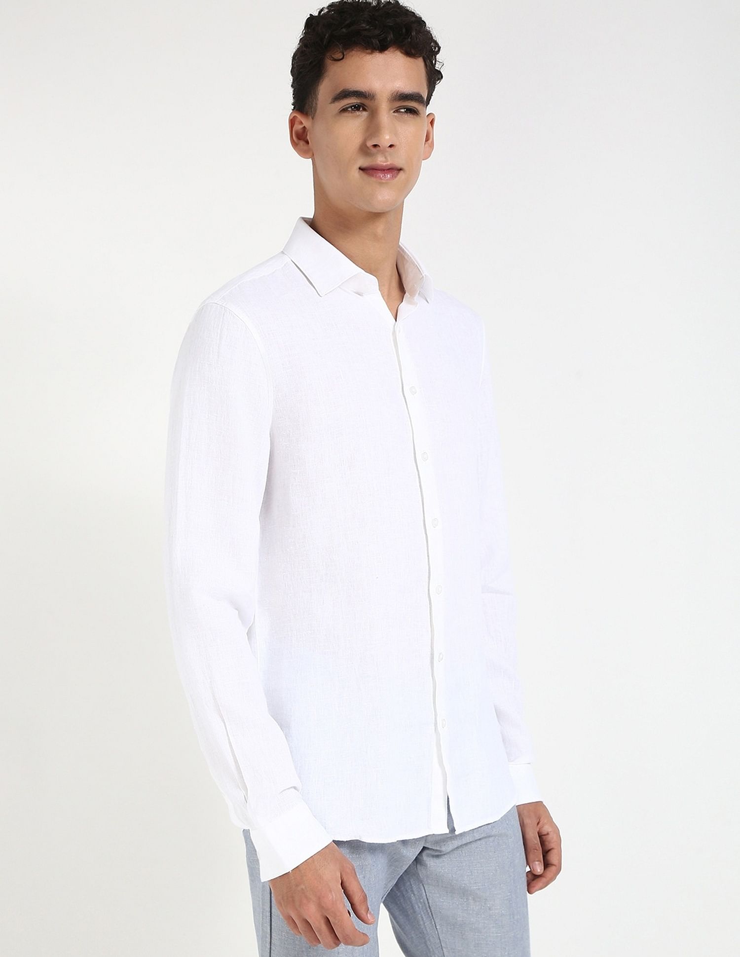 Calvin Klein Jeans Solid Slim Fit Plain Woven Shirt