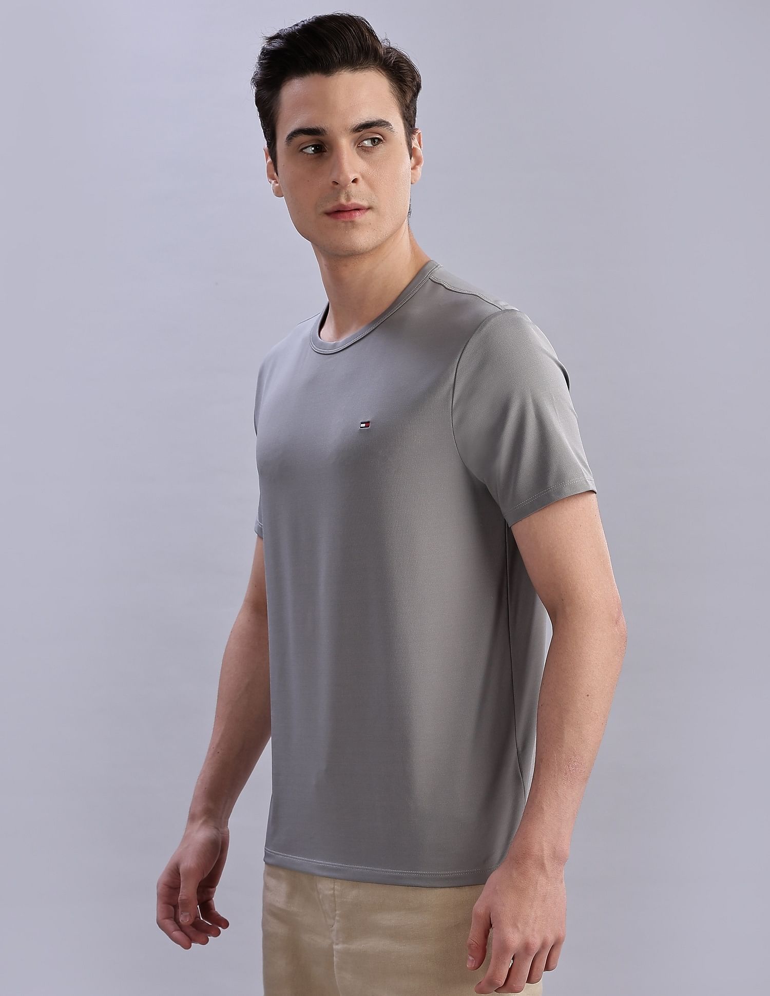 Tommy Hilfiger Solid Regular-Fit Polyester T-Shirts