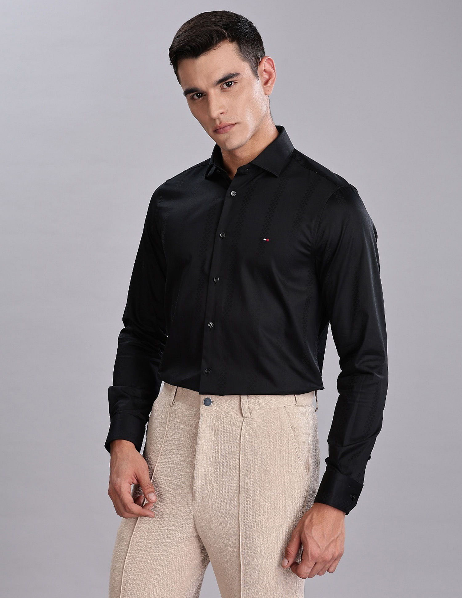 Tommy Hilfiger Self-Design Slim Fit Plain Woven Shirt