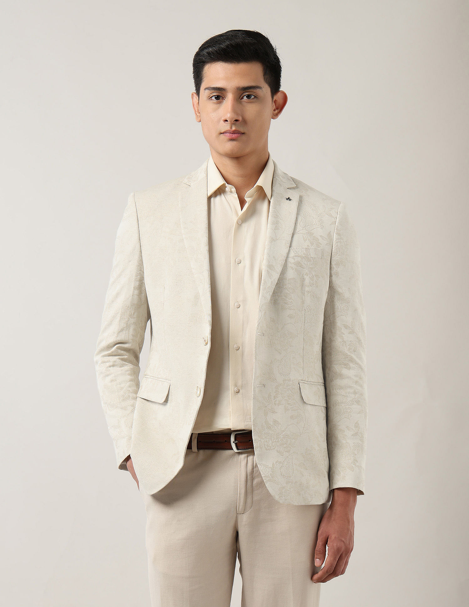 Arrow Floral Jacquard Tailored Fit Suit