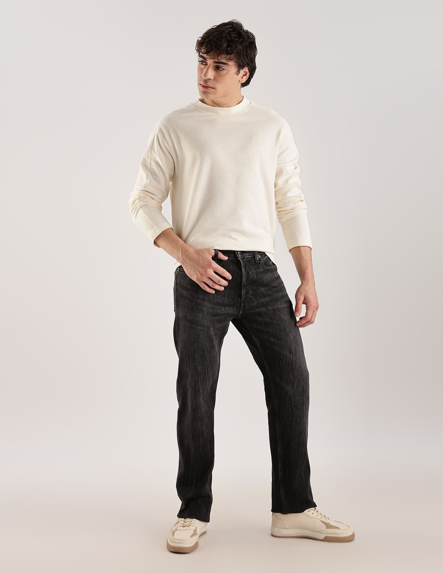 Calvin Klein Jeans Solid Regular-Fit Cotton T-Shirt