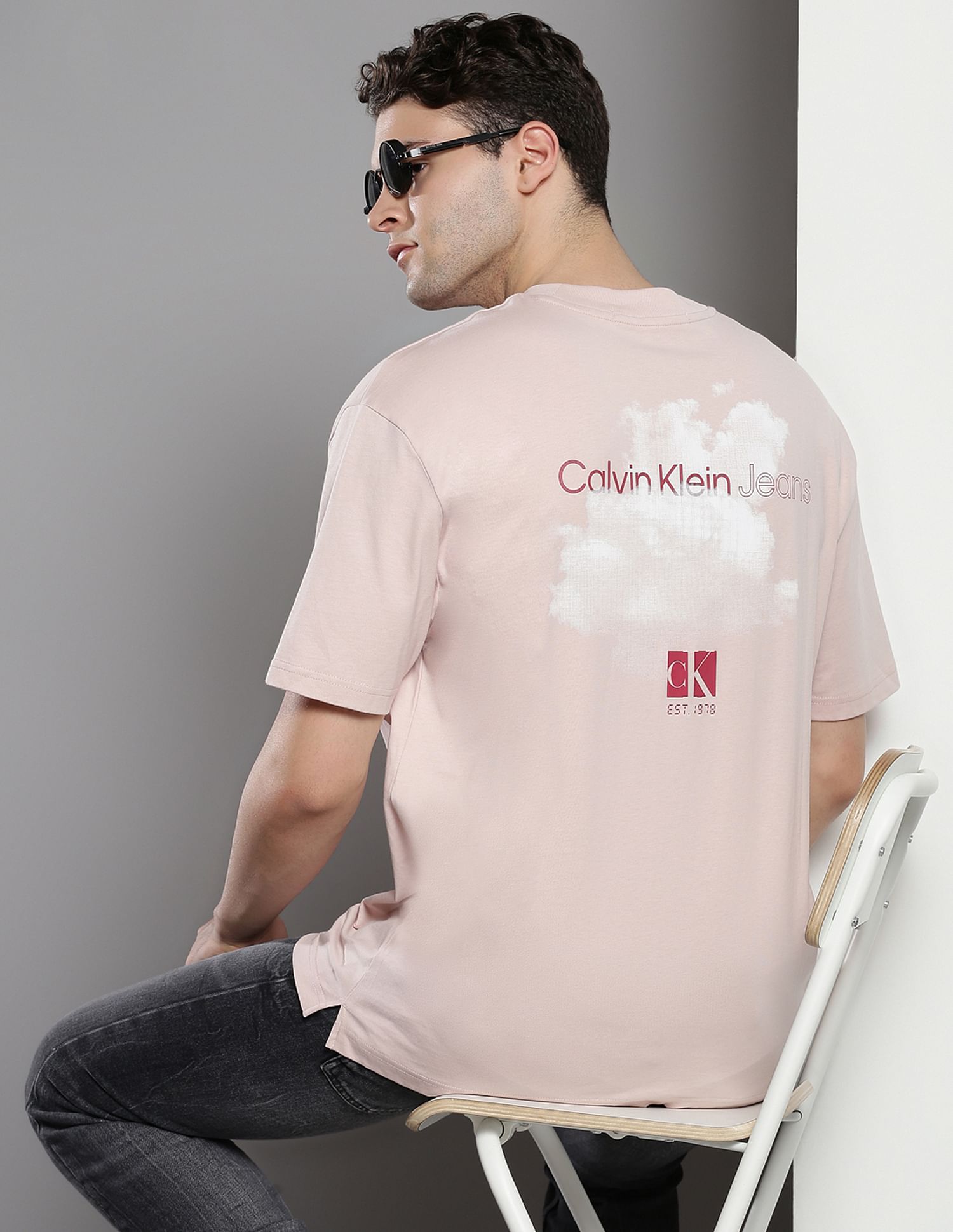 Calvin Klein Diffuse Graphic Relaxed T-Shirt