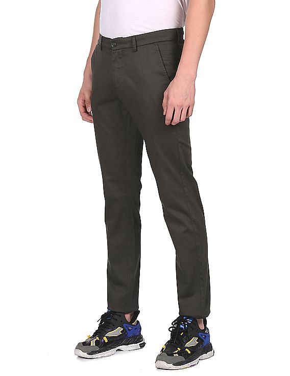 Buy Arrow Sports Men Navy Mid Rise Flat Front Casual Trousers - NNNOW.com