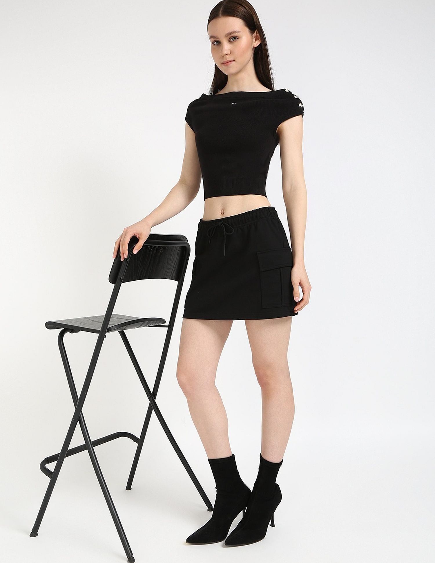 Tommy Hilfiger Slim-Fit Cotton Boat Neck Crop Top
