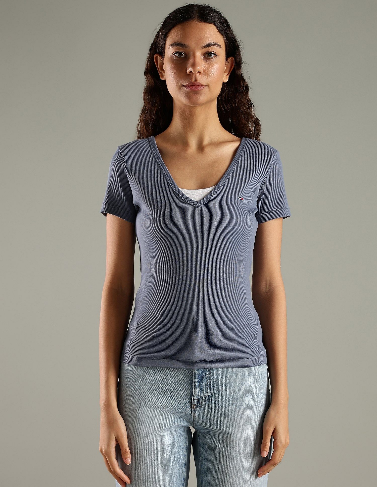 Tommy Hilfiger Solid Slim Fit Cotton T-Shirt