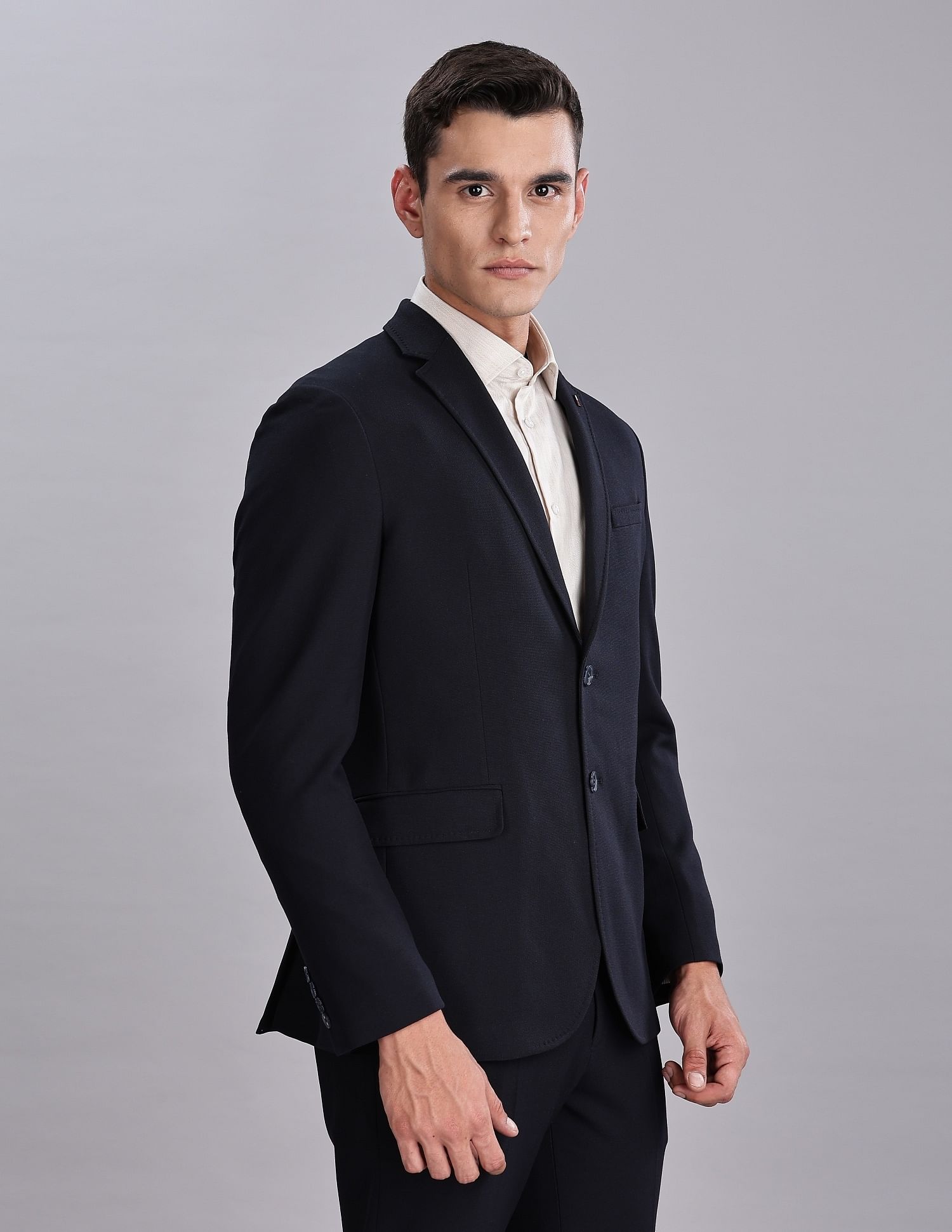 Tommy Hilfiger Solid Regular-Fit Polyester Blazer