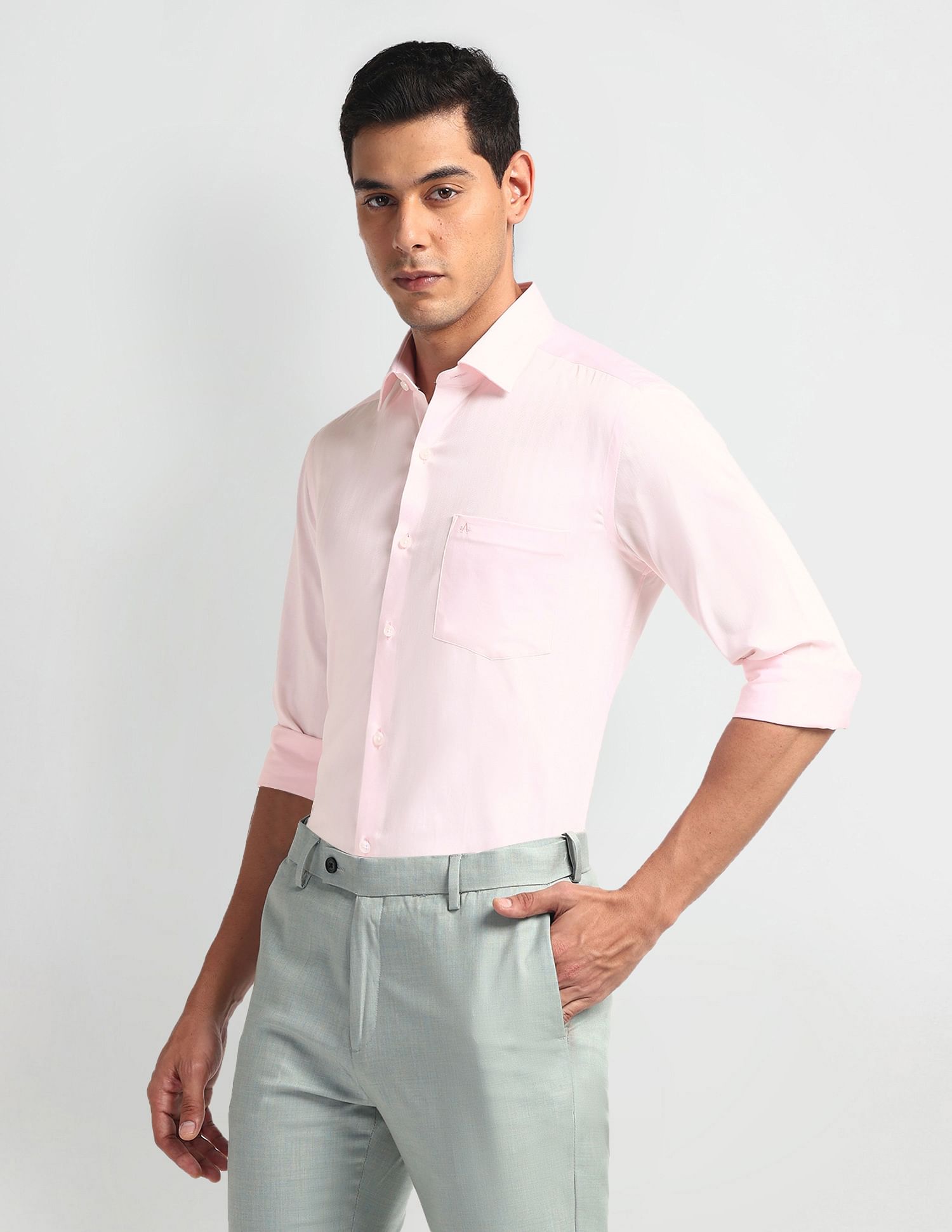 Arrow Manhattan Slim Fit Cotton Shirt