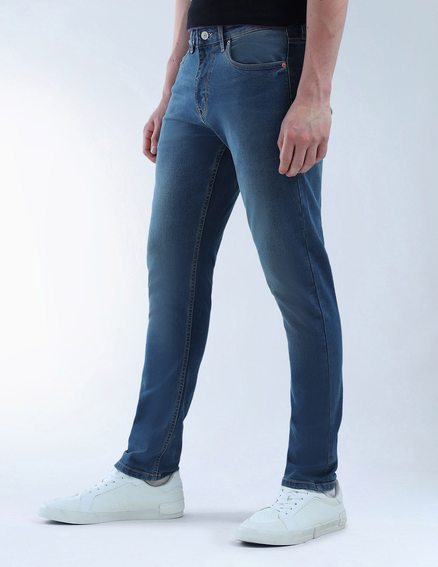 Flying Machine Slash Slim Tapered Fit Light Washed Jeans