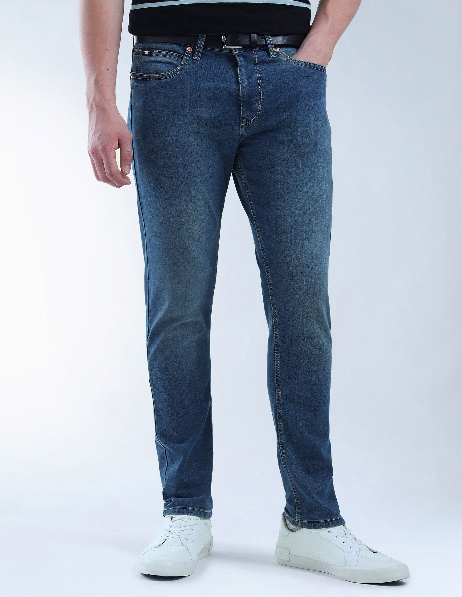 Flying Machine Slash Slim Tapered Fit Light Washed Jeans
