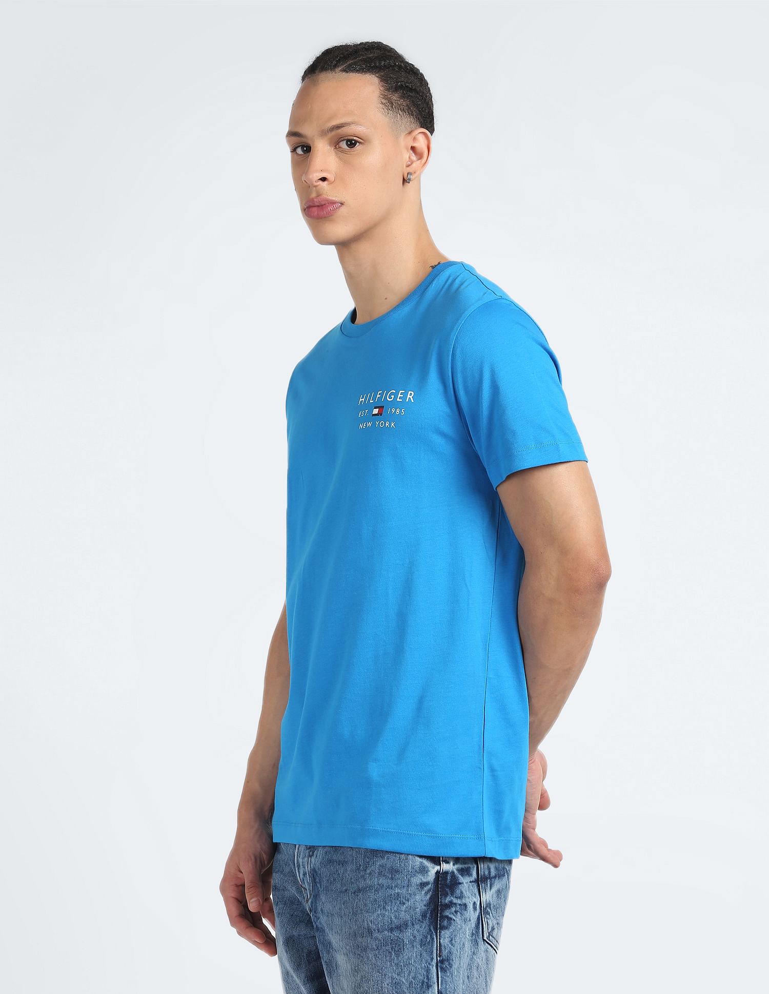 Tommy Hilfiger Solid Logo Slim Fit T-Shirt