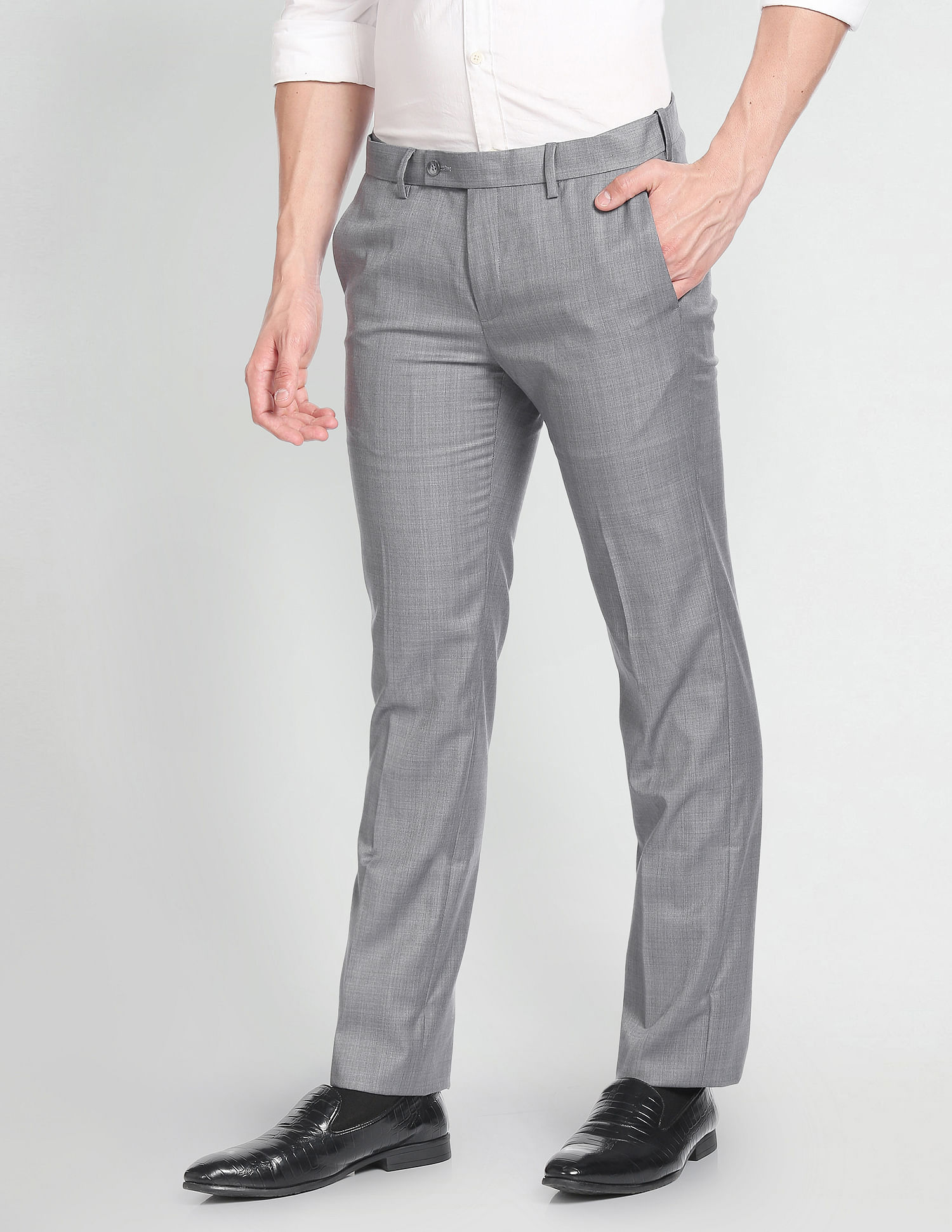 Buy Arrow Patterned Weave Twill Smart Flex Formal Trousers - NNNOW.com