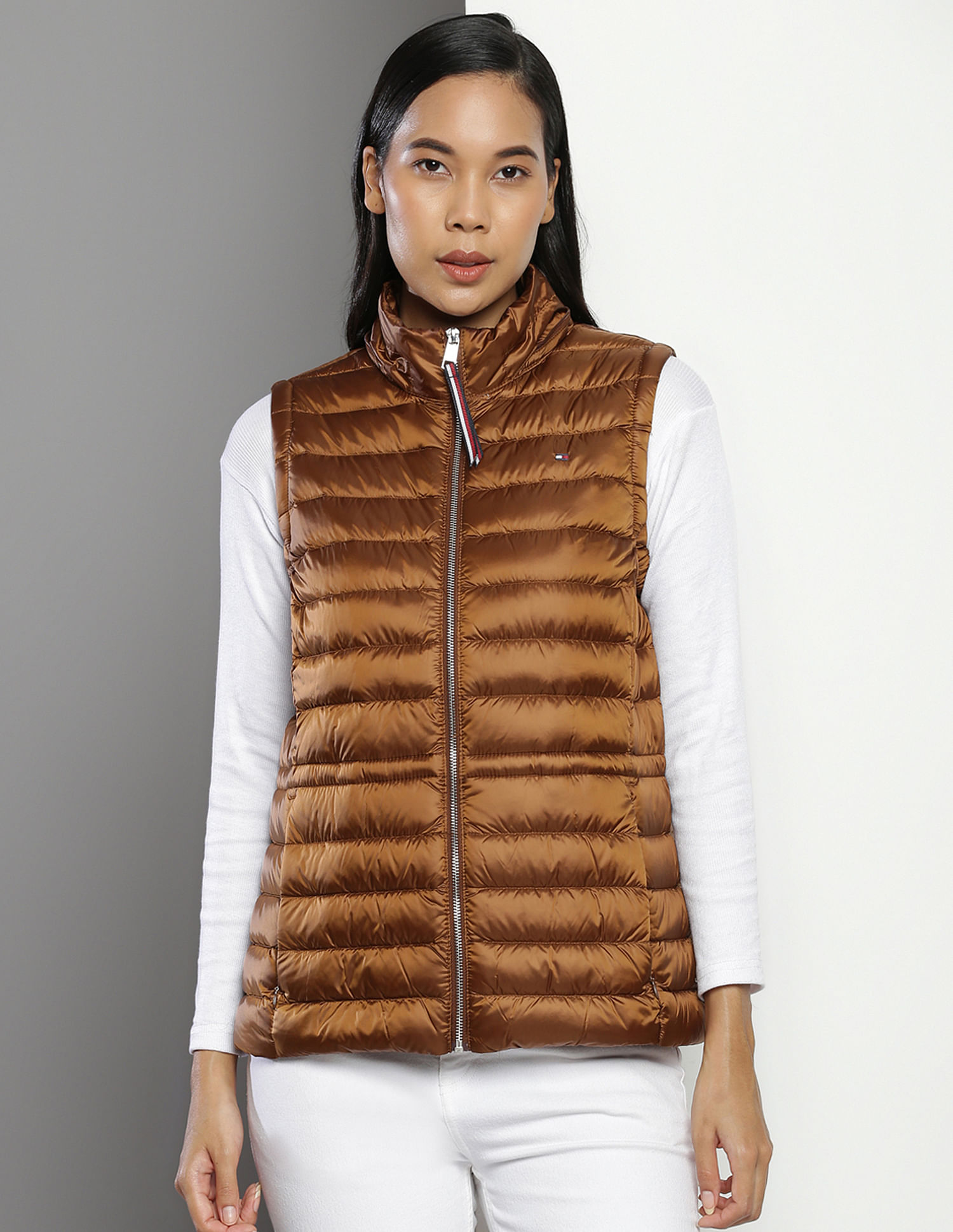 Tommy Hilfiger Hooded Nylon Sleeveless Jacket