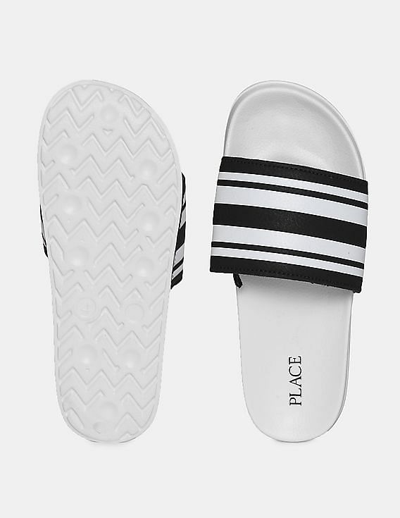 Boys discount black slides