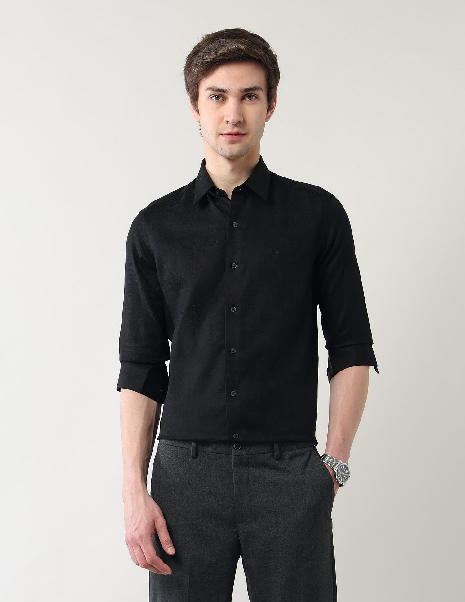 Arrow Newyork Manhattan Slim Fit Jaquard Shirt