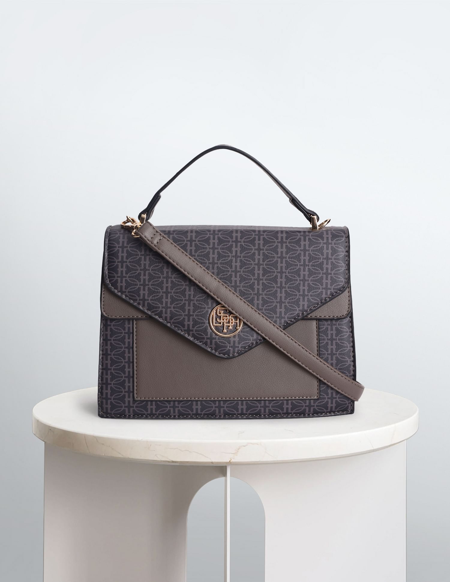 U.S. Polo Assn. Women All Over Geometric Print Sling Bag