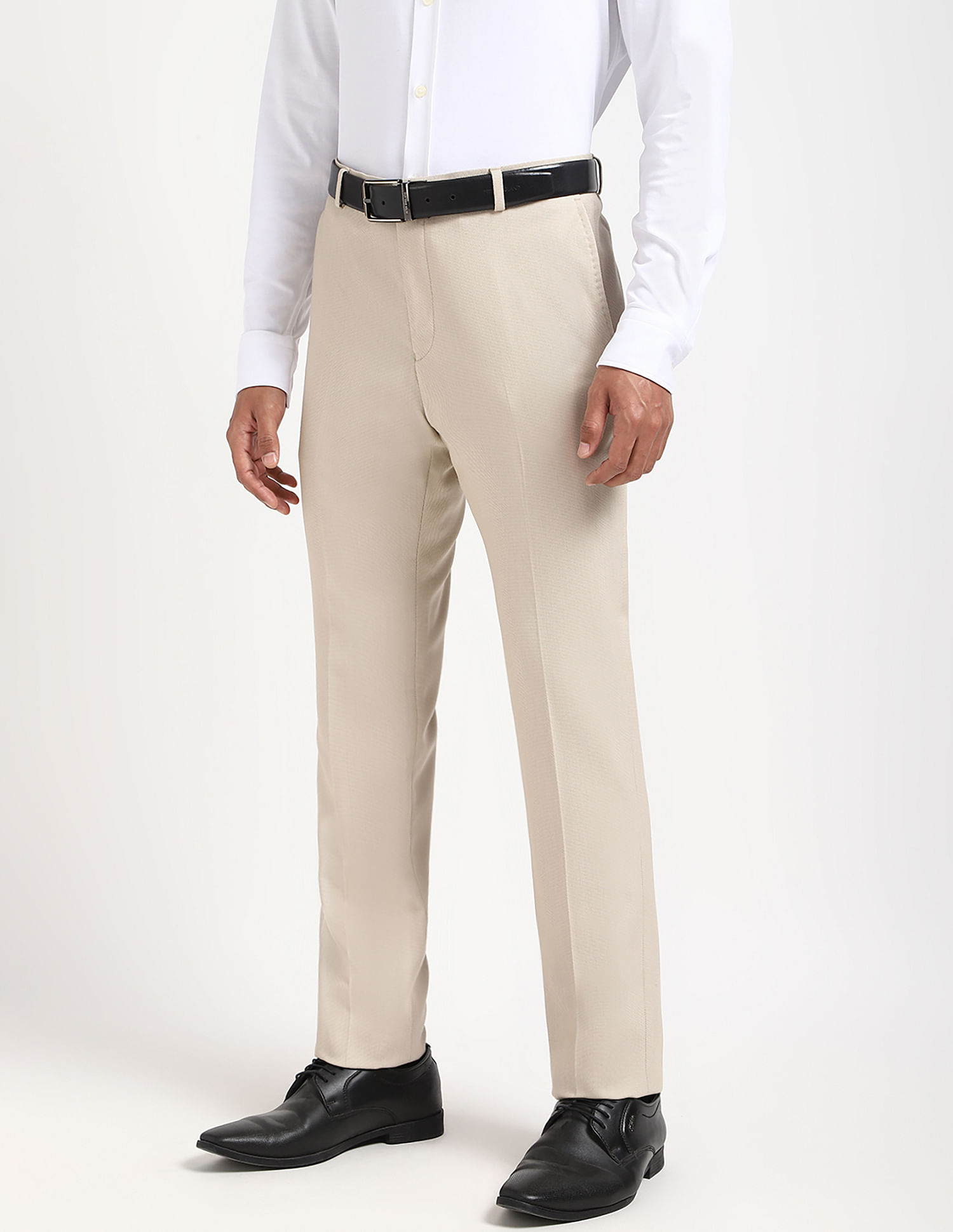 Tommy Hilfiger Regular-Fit Solid Mid-Rise Trouser