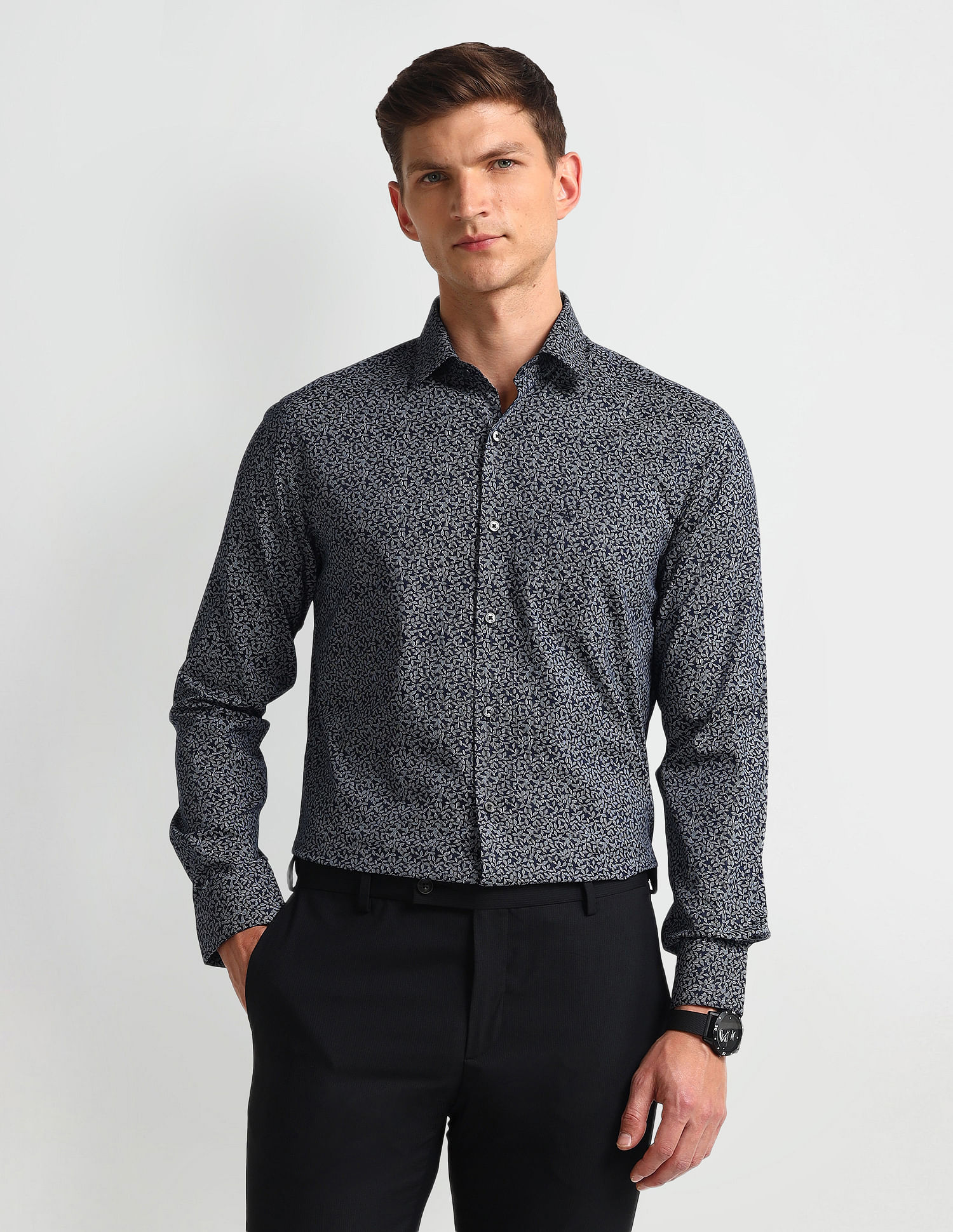 Arrow Manhattan Slim Fit Cotton Shirt