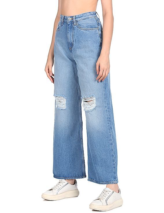Wide-leg jeans with waist detail