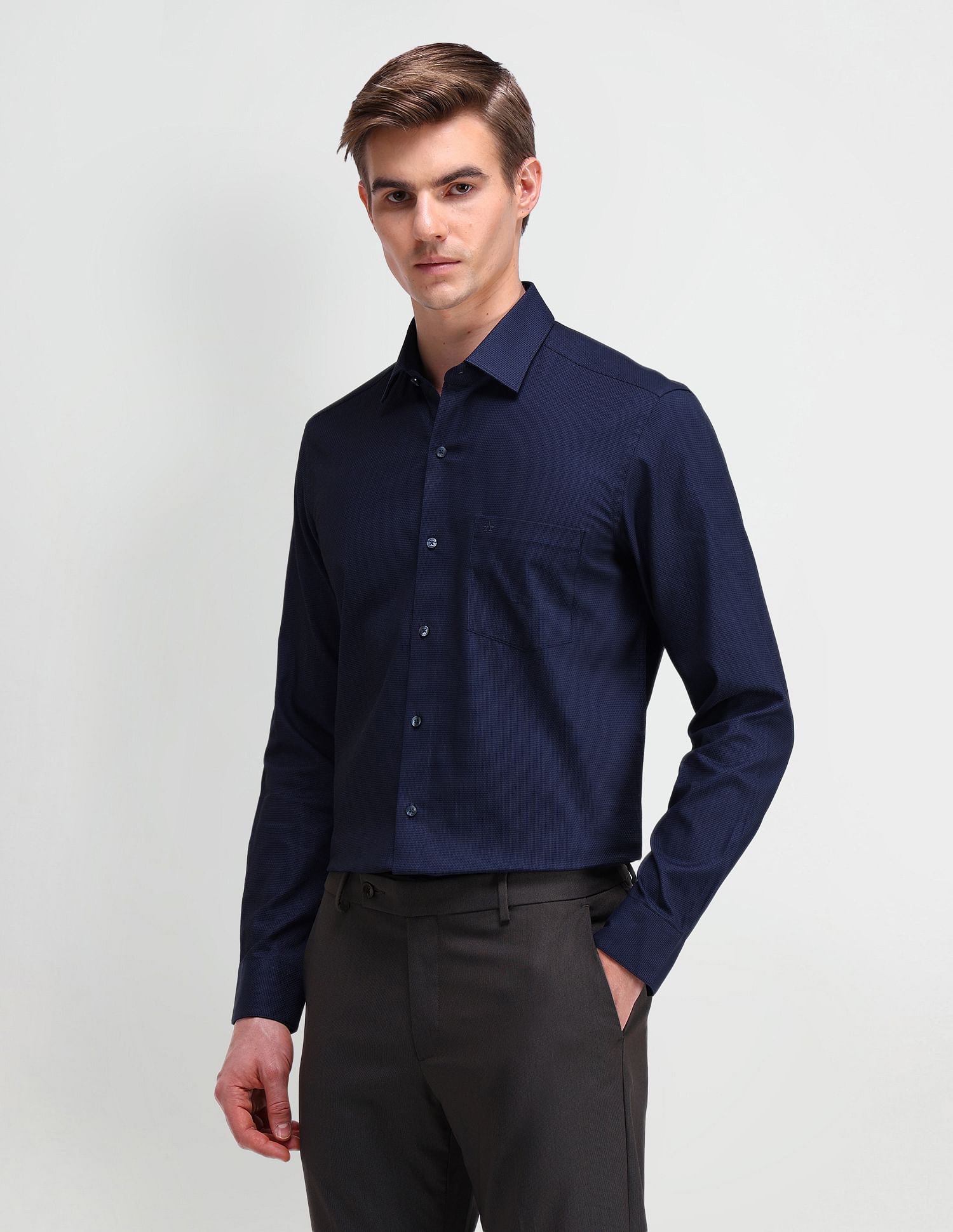 Arrow Manhattan Slim Fit Textured Shirt