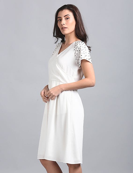 Buy GAP Women White Studded Empire Waist Dress - NNNOW.com