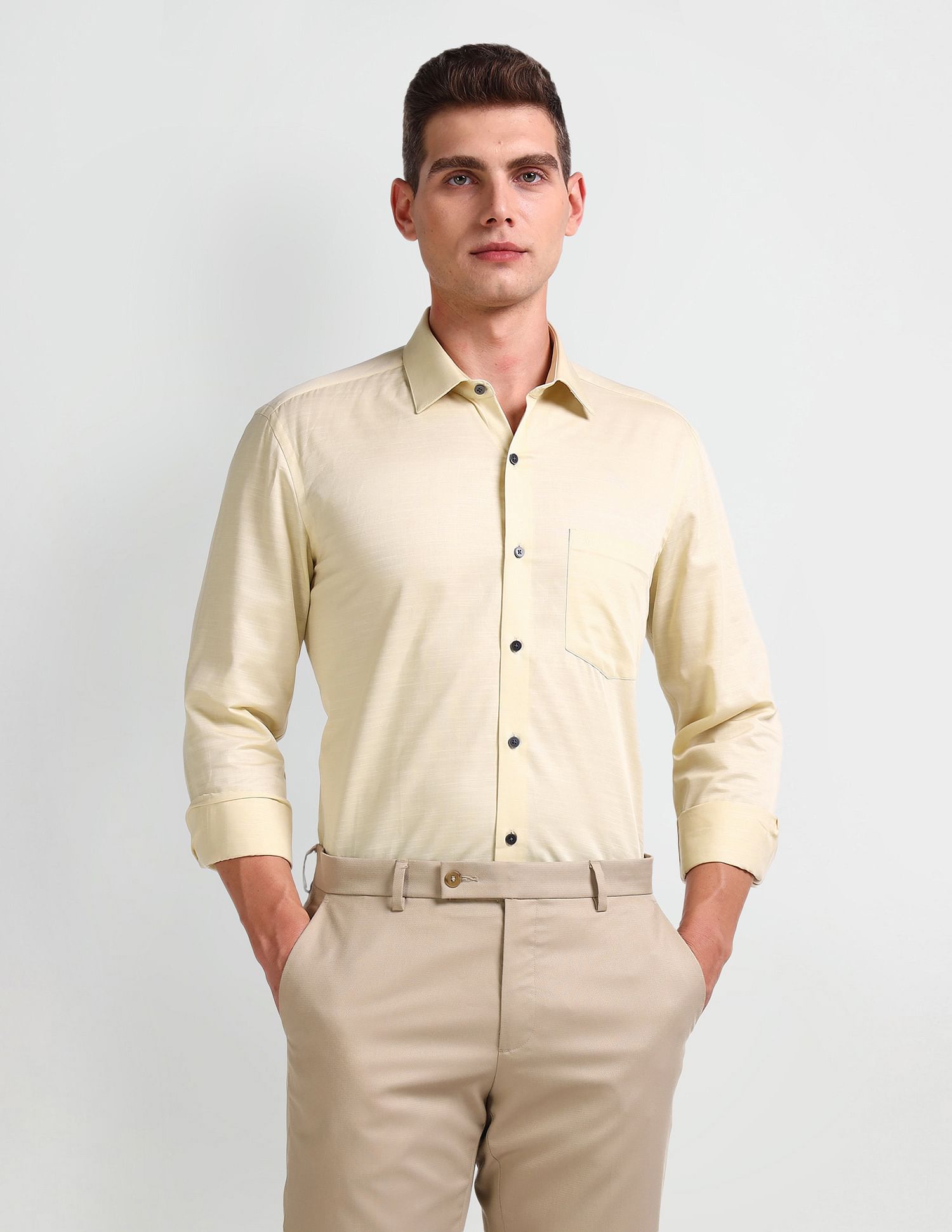 Arrow Manhattan Slim Fit Cotton Shirt