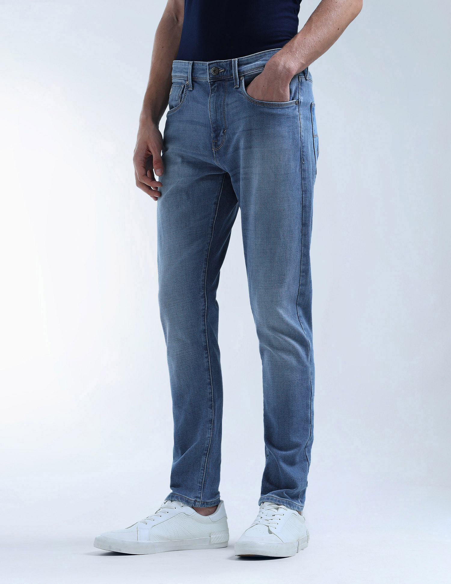 Flying Machine Slash Slim-Tapered Fit Stone Washed Jeans