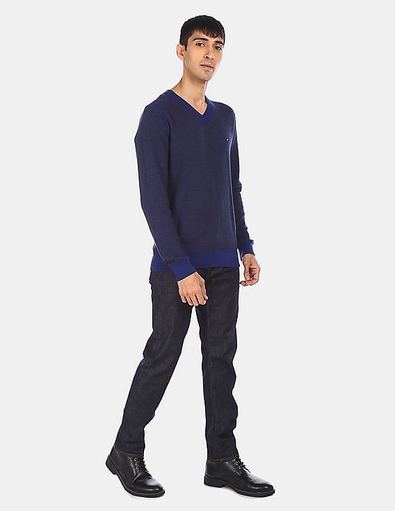 Structured v-neck sweater - Man