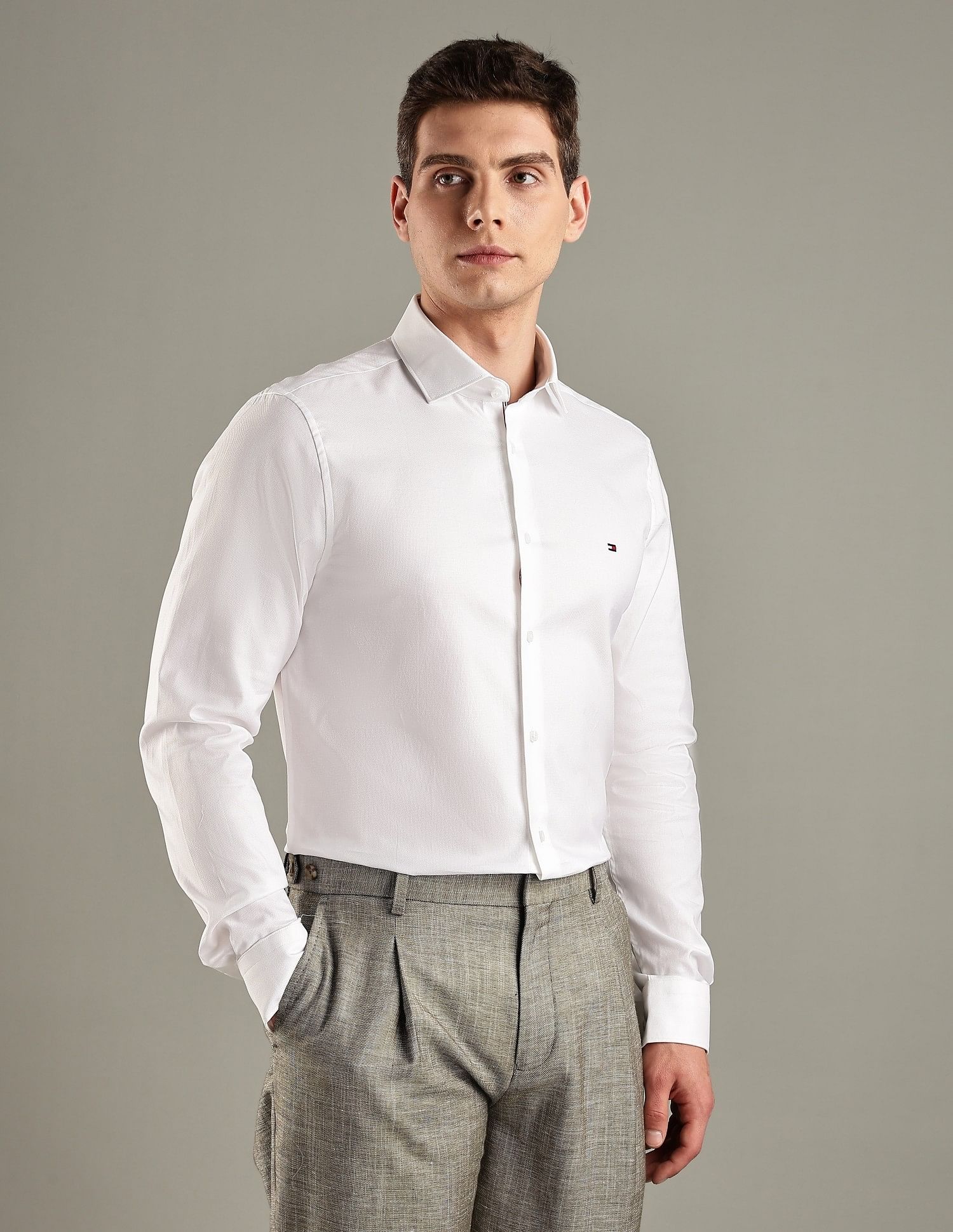 Tommy Hilfiger Solid Slim-Fit Cotton Woven Shirt