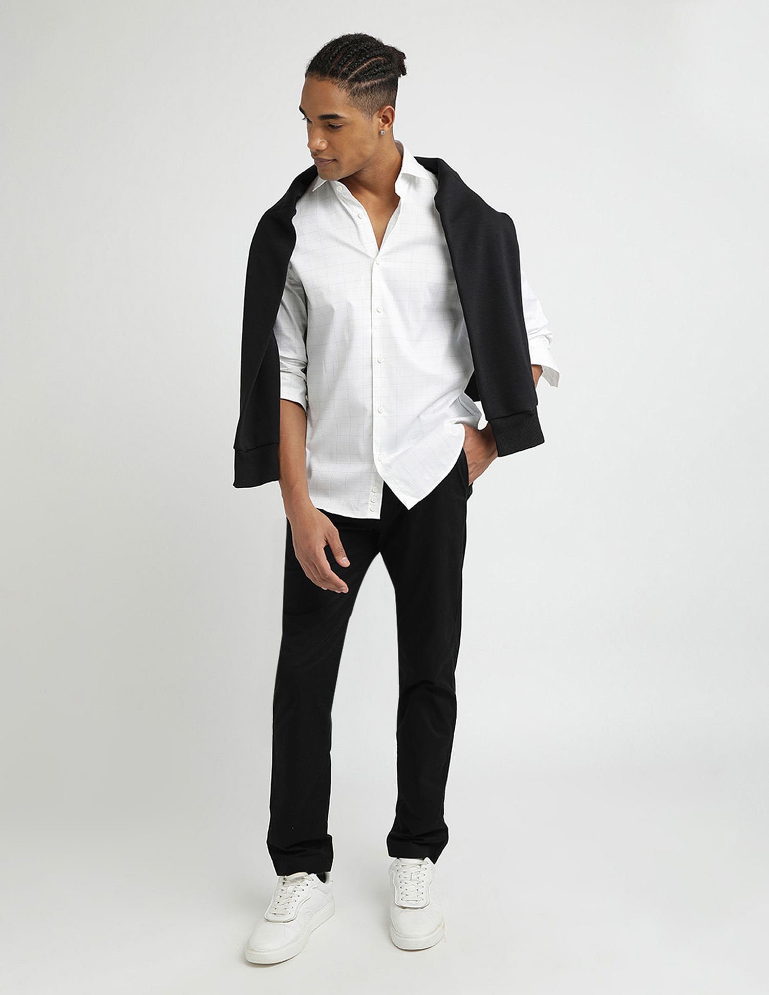Calvin Klein Jeans Mid Rise Tapered Fit Trousers