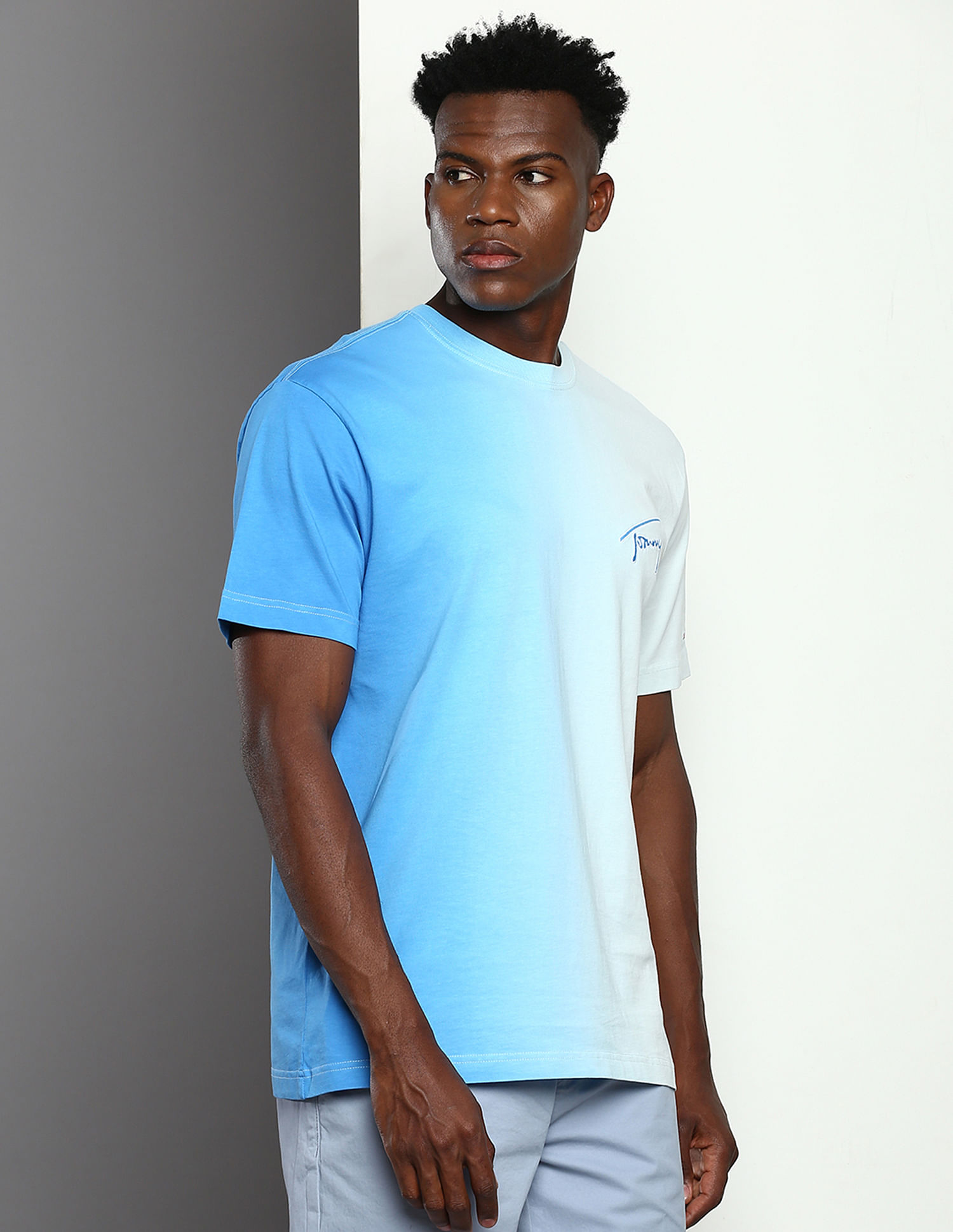 Tommy Hilfiger Signature Logo Dip Dye T-Shirt