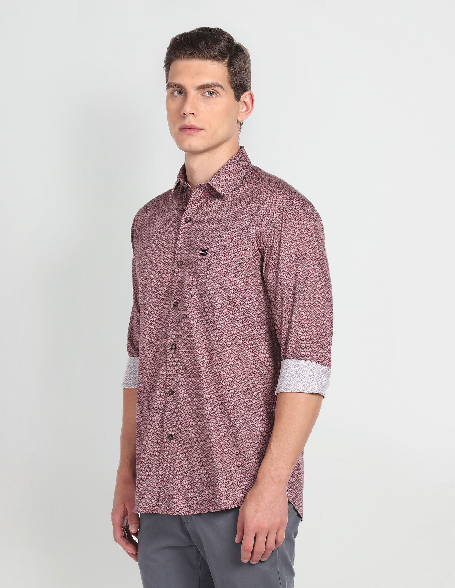 Arrow Sports Manhattan Slim Fit Cotton Shirt