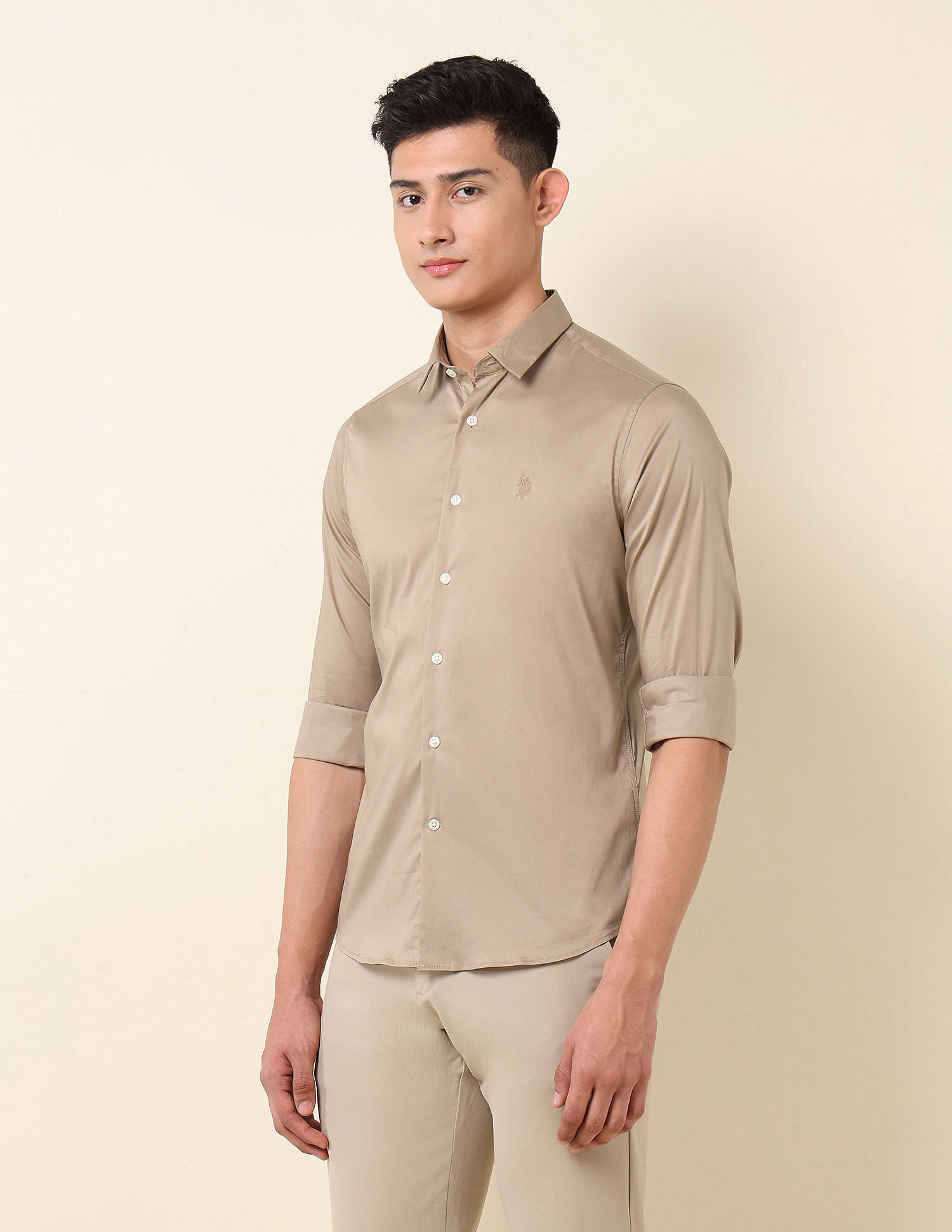 U.S. Polo Assn. Tailored Fit Solid Shirt