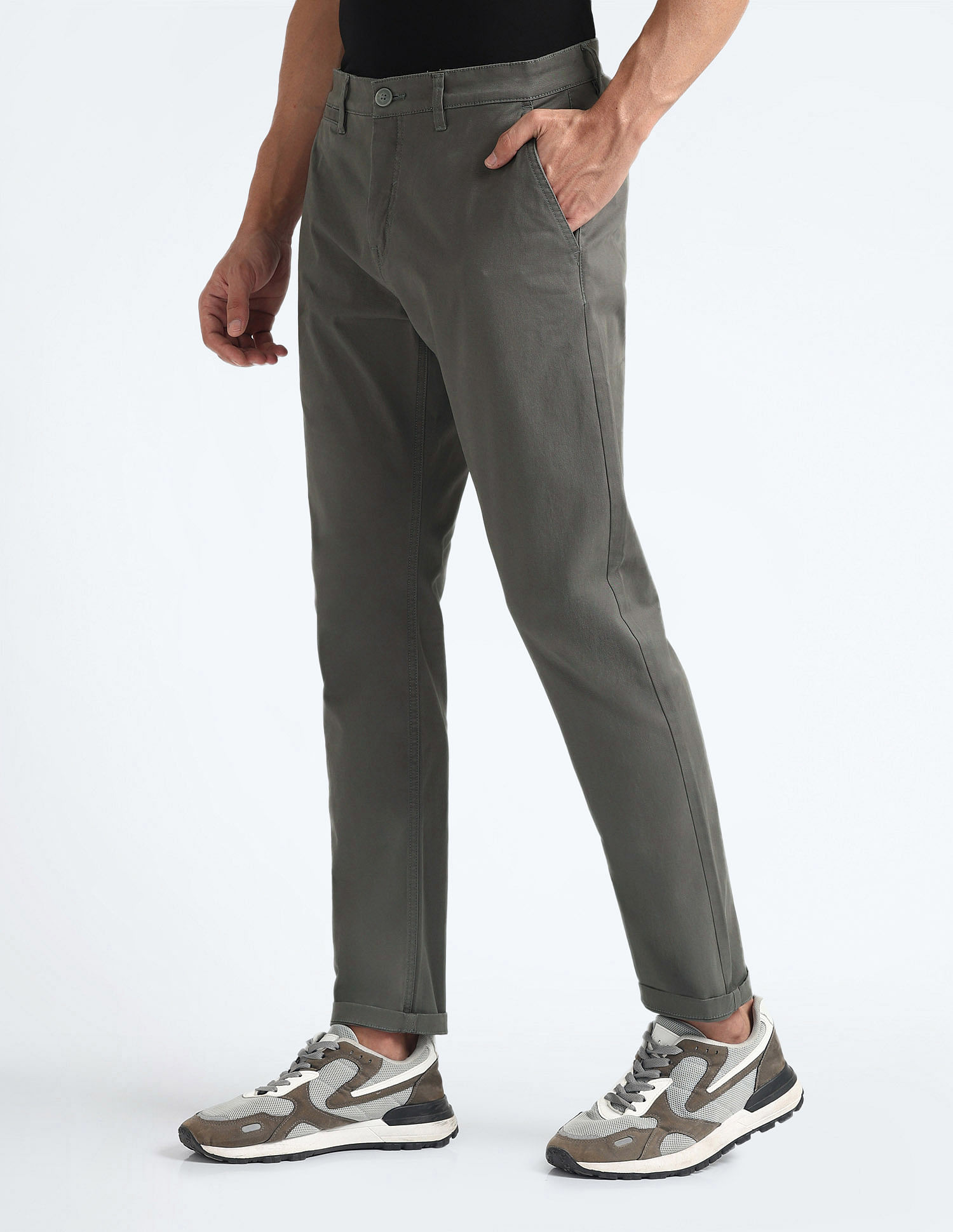 Flying Machine Slash Slim Tapered Fit Solid Chinos