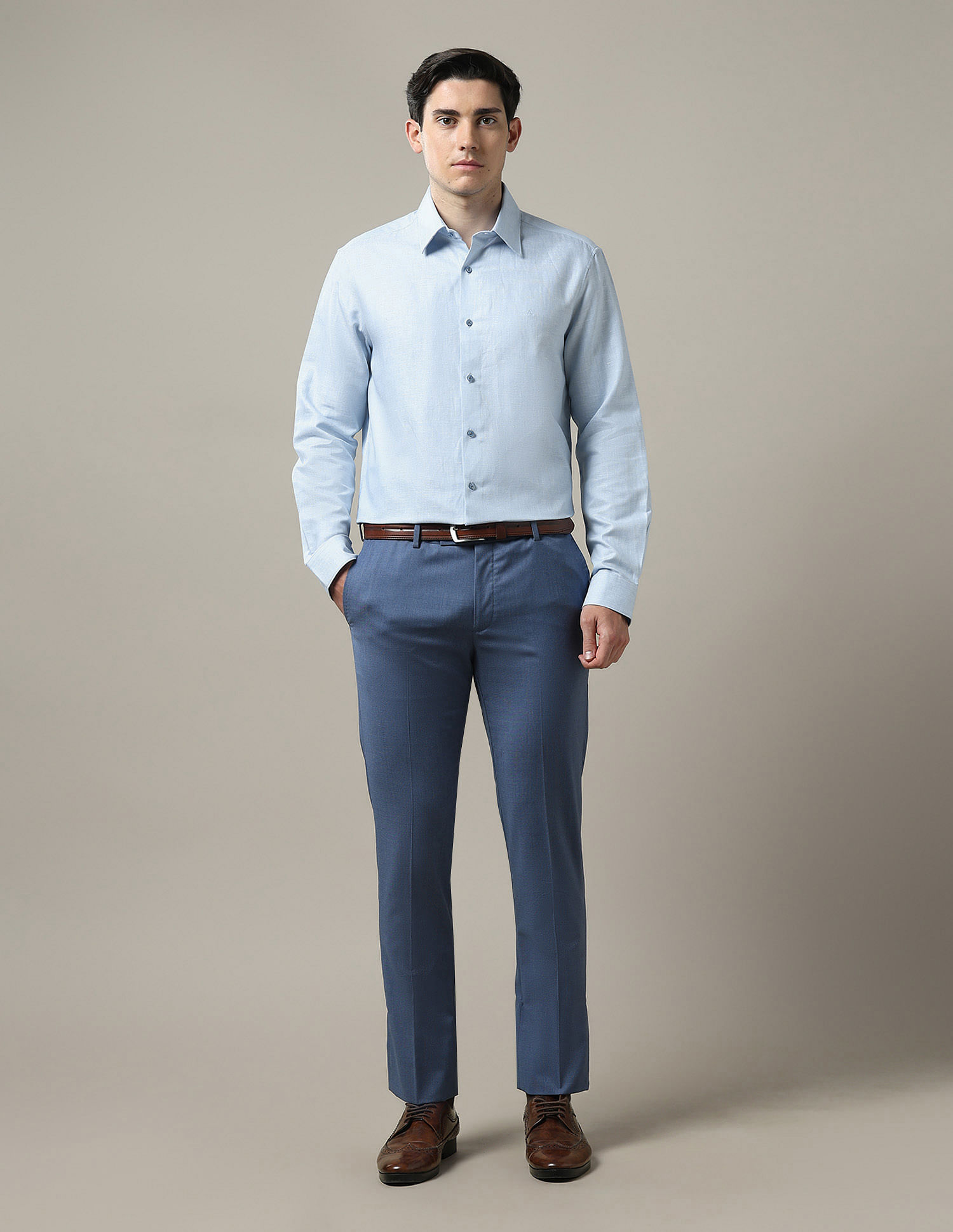 Arrow Dobby Solid Tailored Fit 1851 Shirt