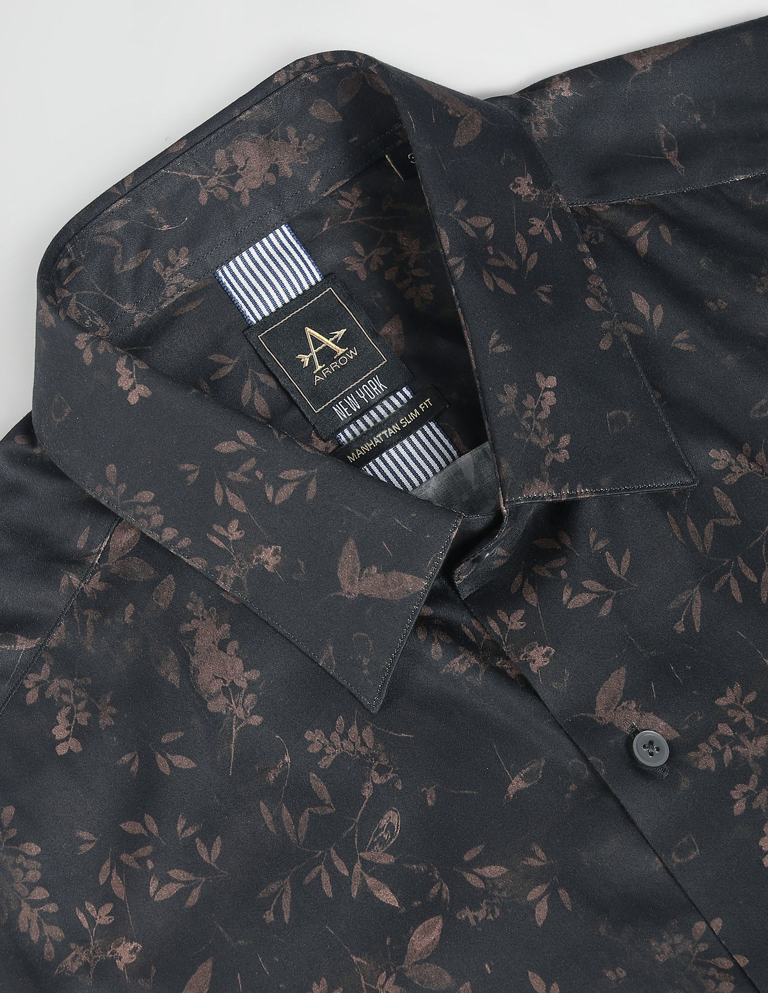 Arrow Newyork Manhattan Slim Fit Cotton Shirt