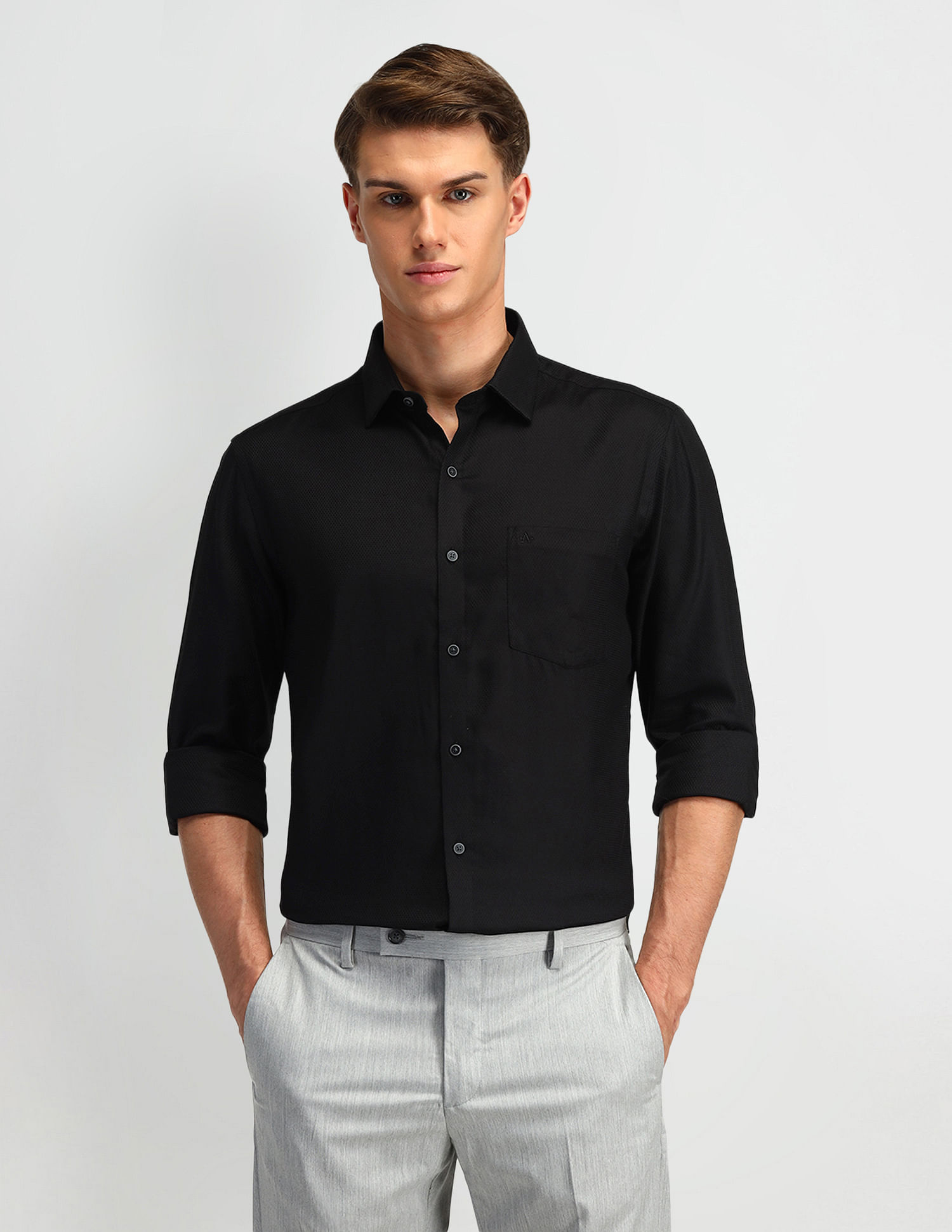 Arrow Manhattan Slim Fit Textured Shirt
