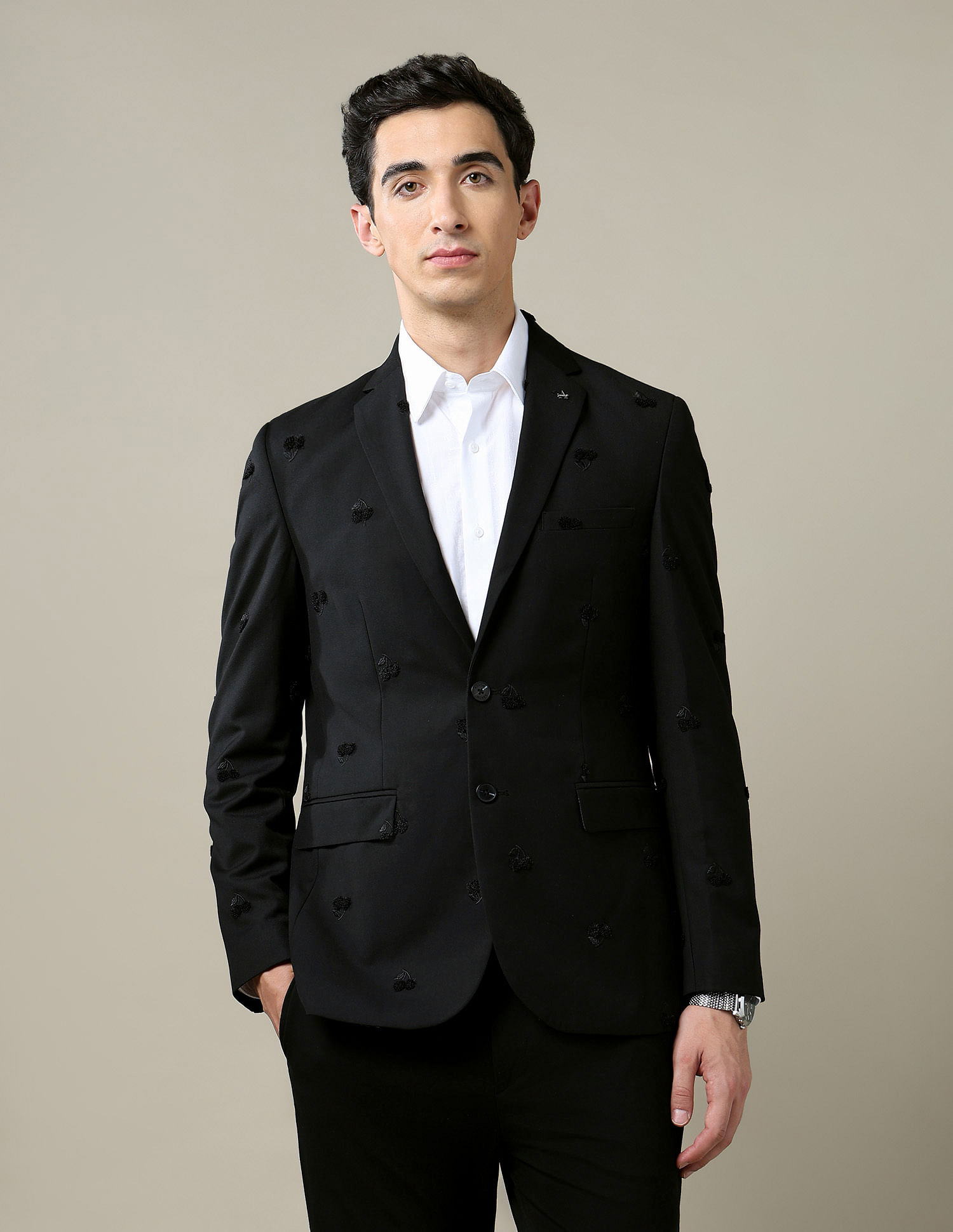 Arrow Embroidered Tailored Fit 1851 Blazer