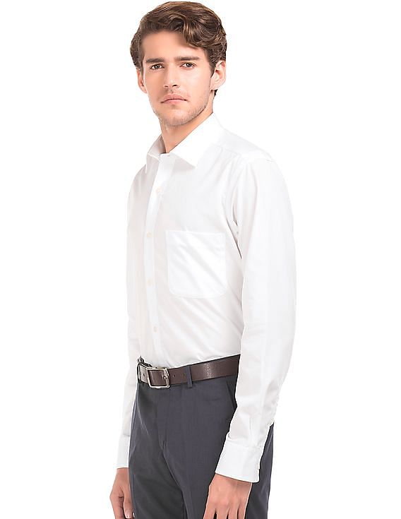 Arrow Solid Regular Fit Shirt