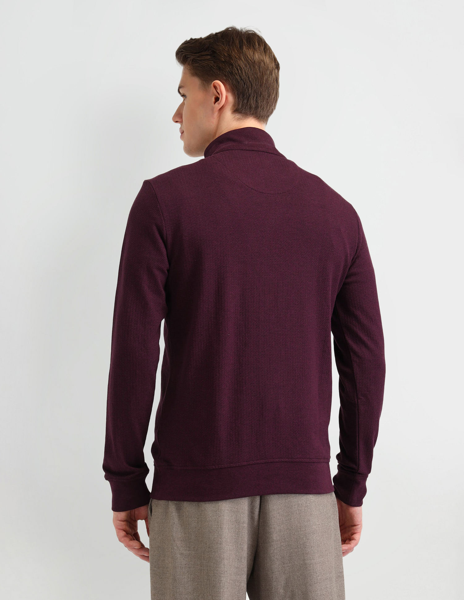 Arrow Textured Regular Fit Sweatshirt