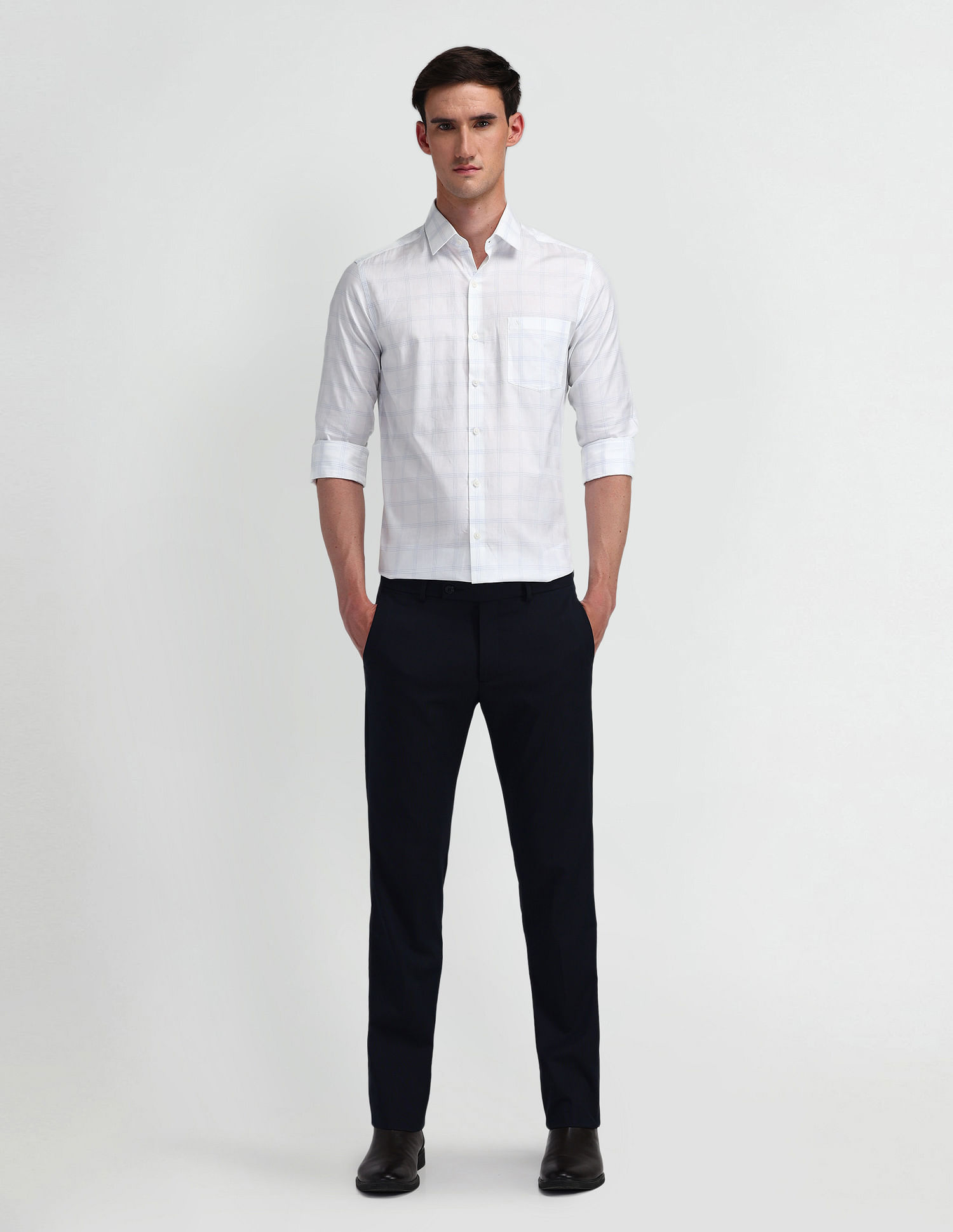 Arrow Manhattan Slim Fit Midscale Checked Shirt